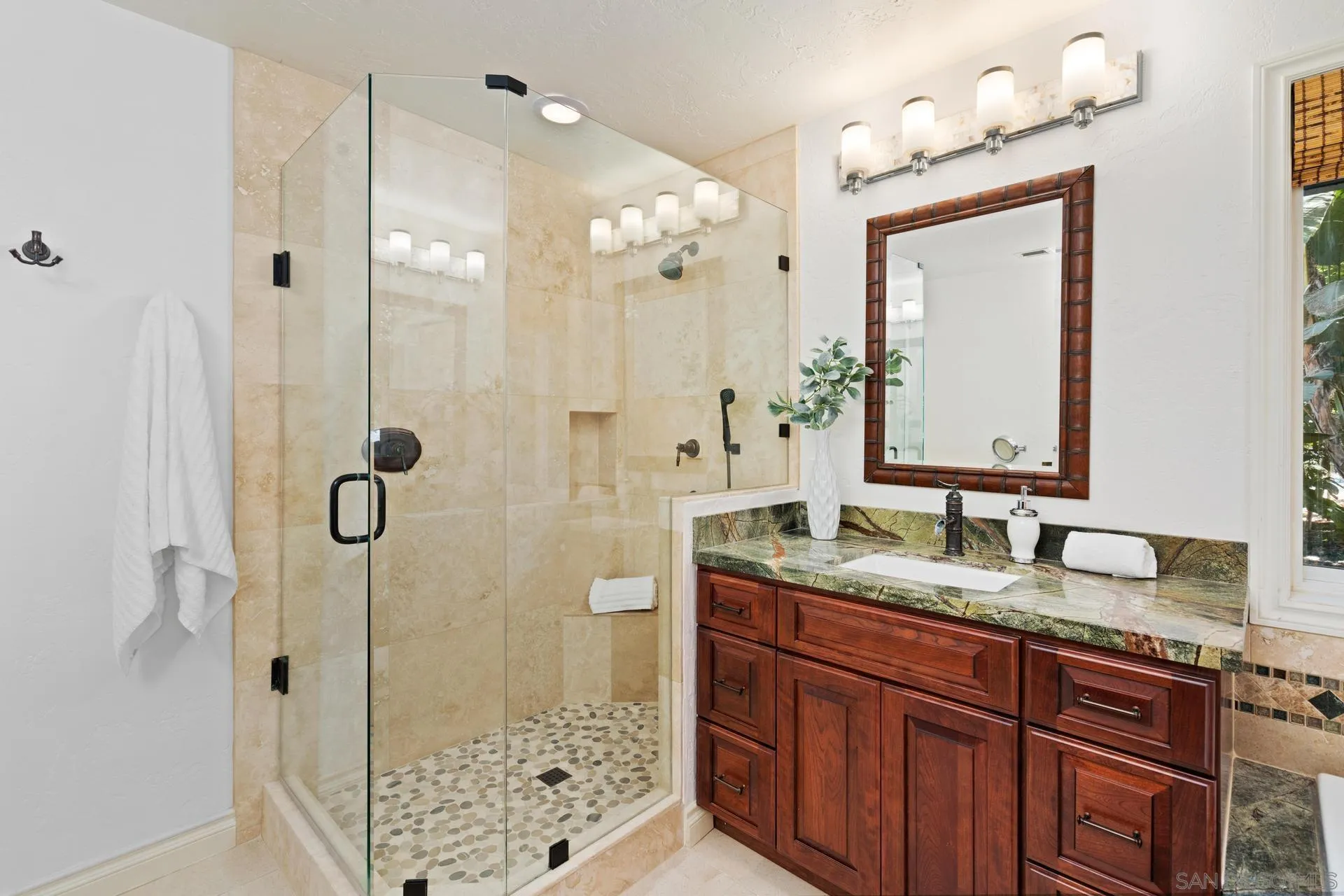 13678 Orchard Gate