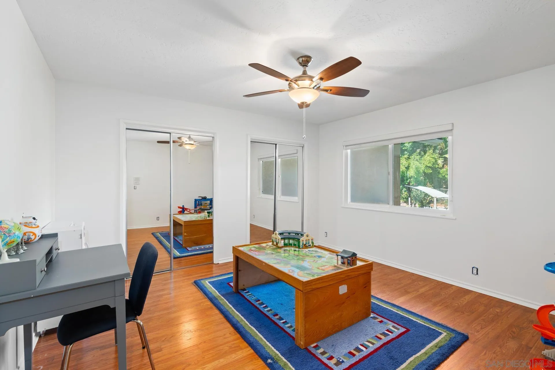 13678 Orchard Gate