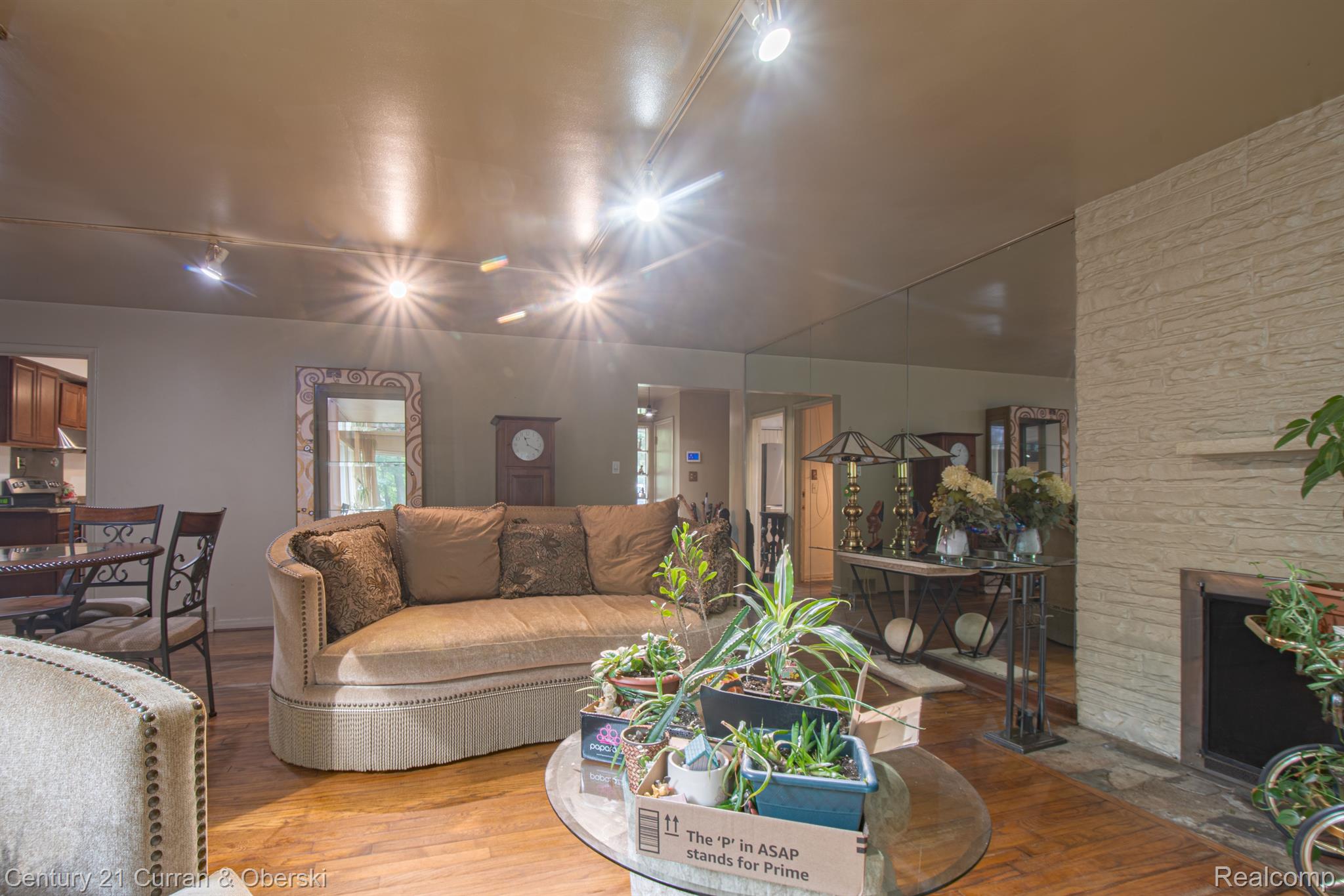 23600 OAK GLEN Drive