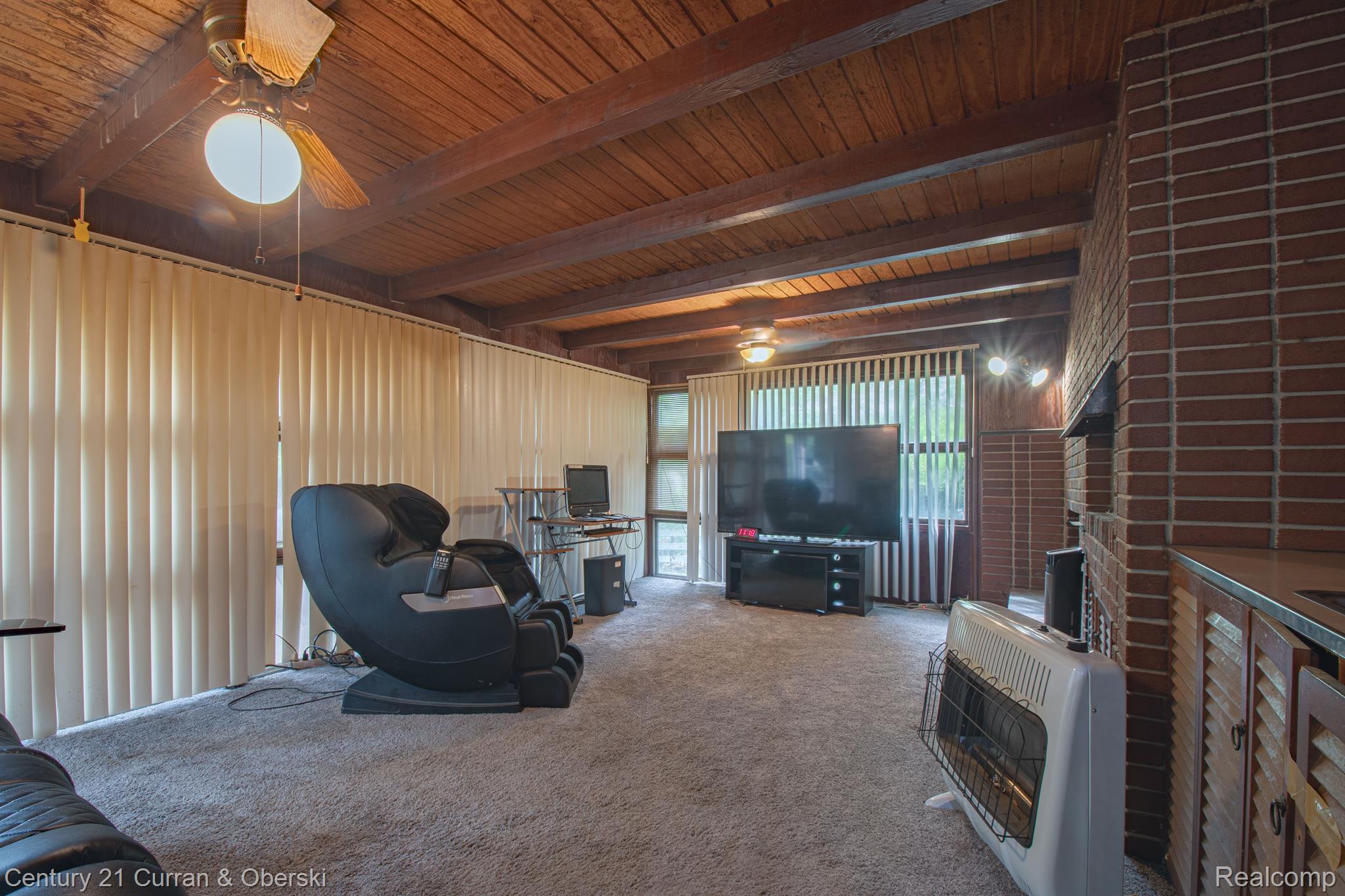 23600 OAK GLEN Drive