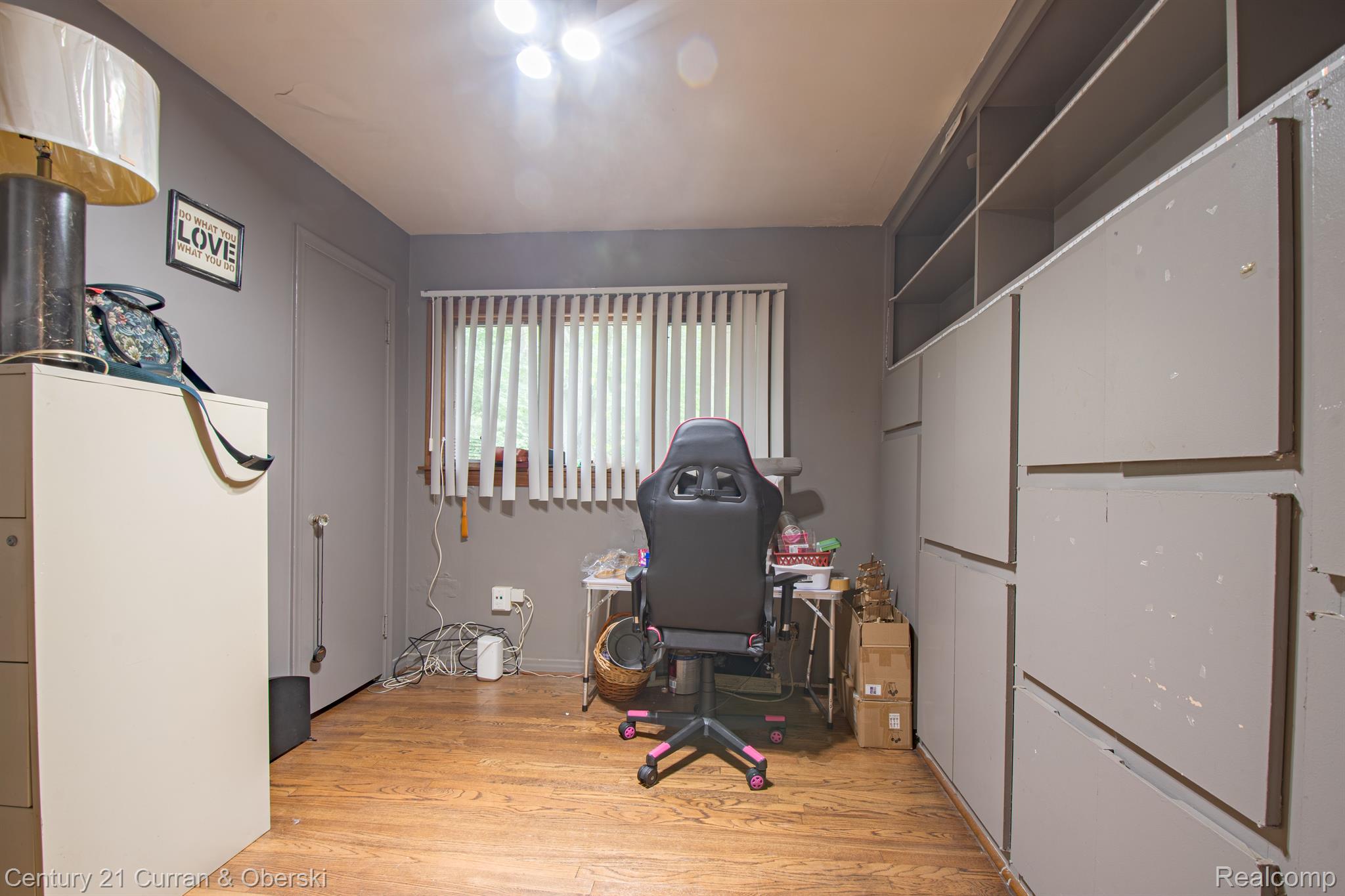 23600 OAK GLEN Drive