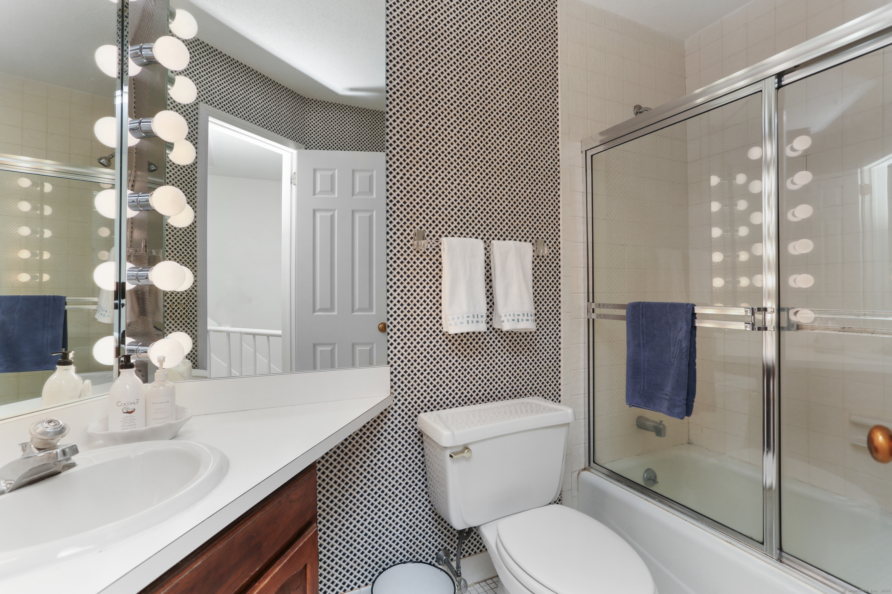 12 Strathmore Lane 12