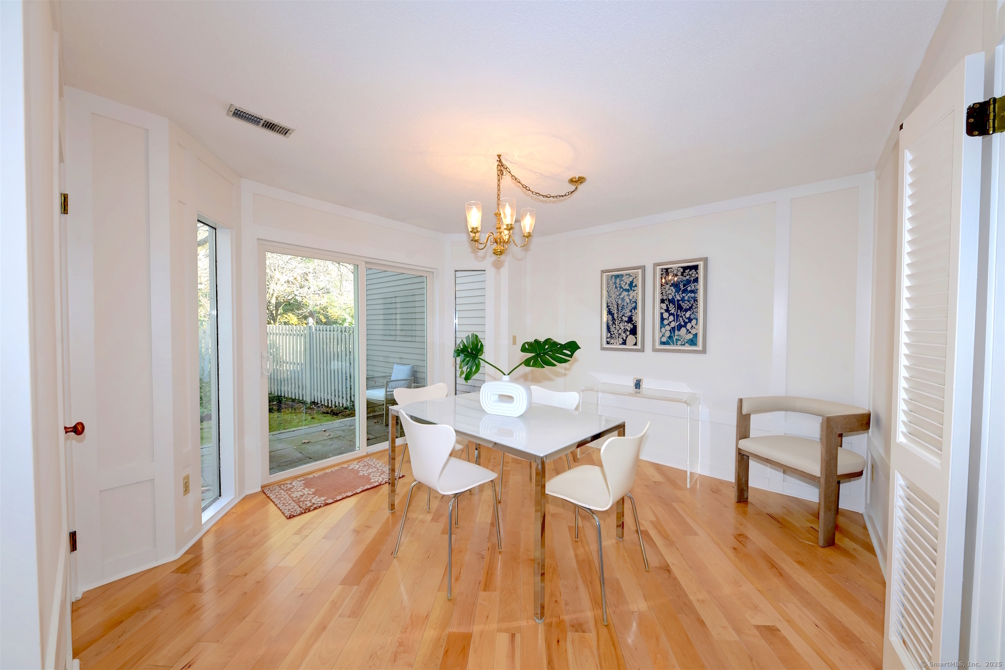 12 Strathmore Lane 12