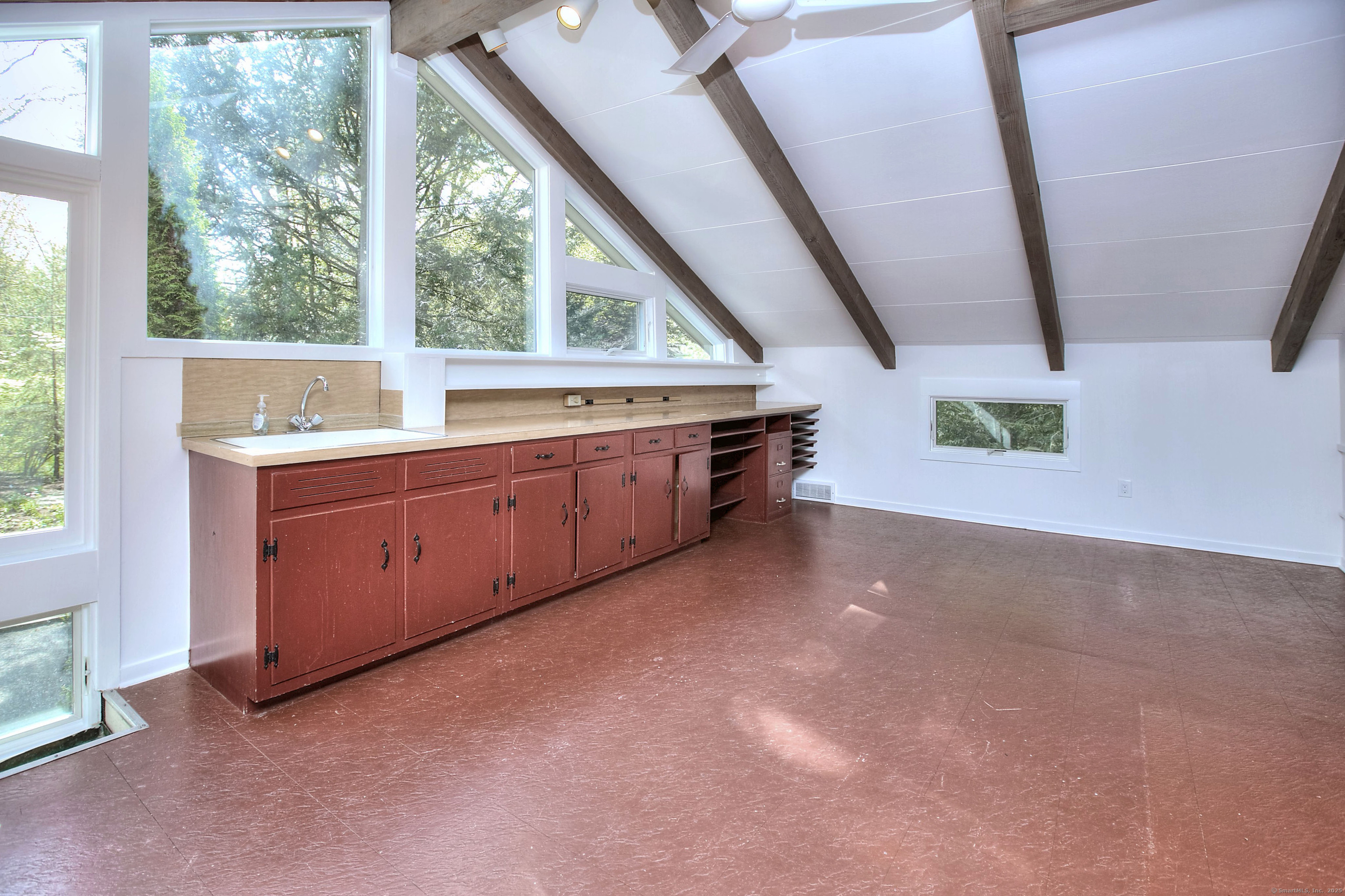 18 Stoneboat Road