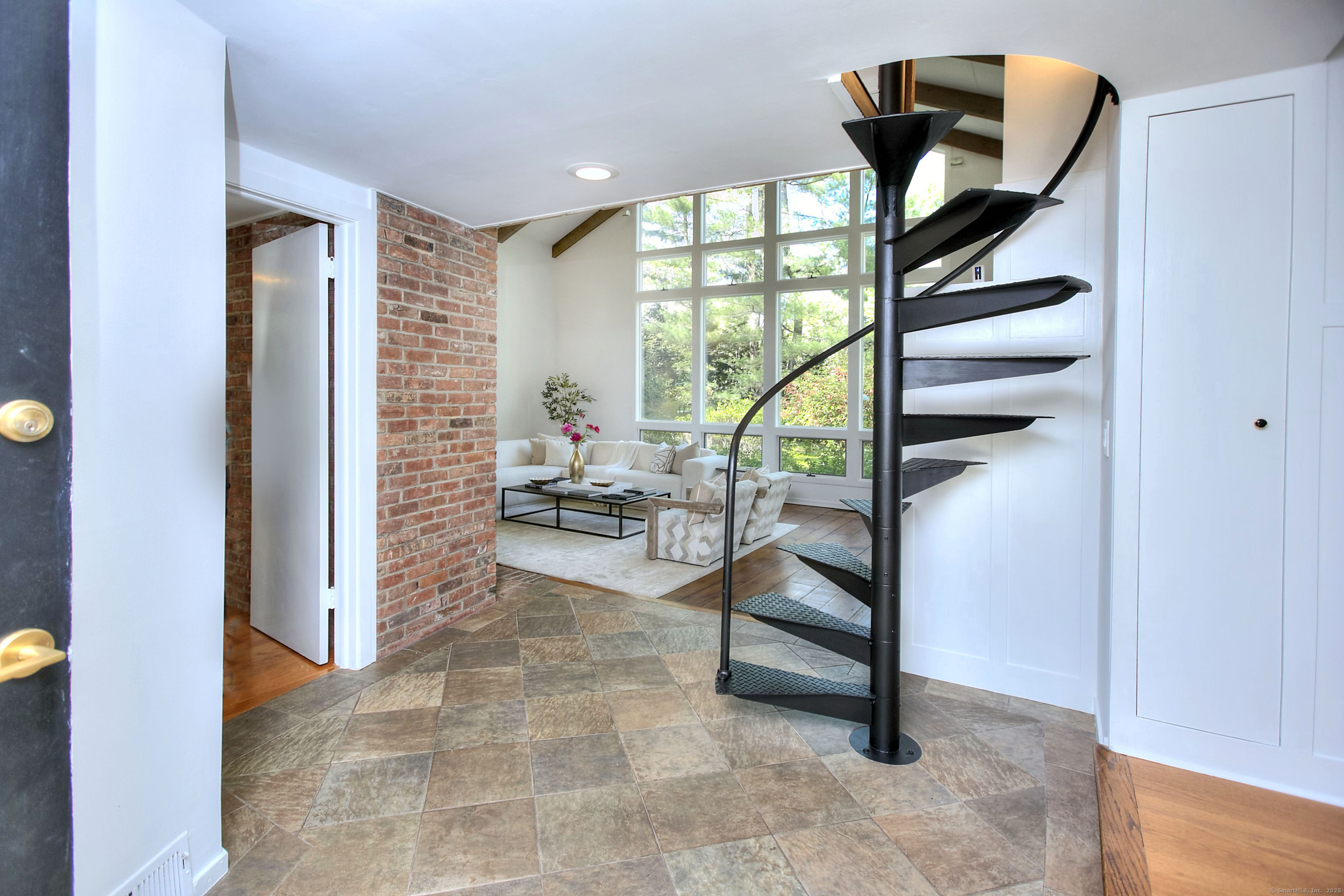 18 Stoneboat Road