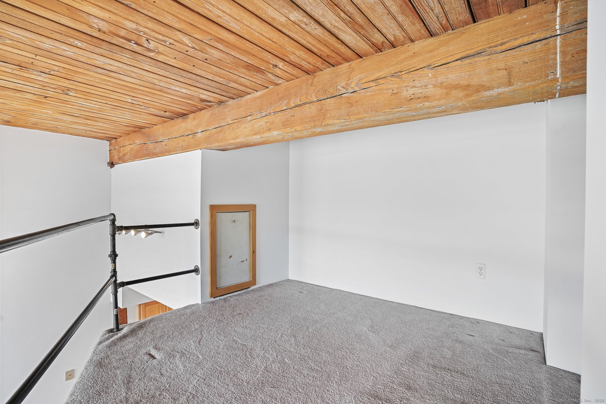 25 Grand Street APT 102
