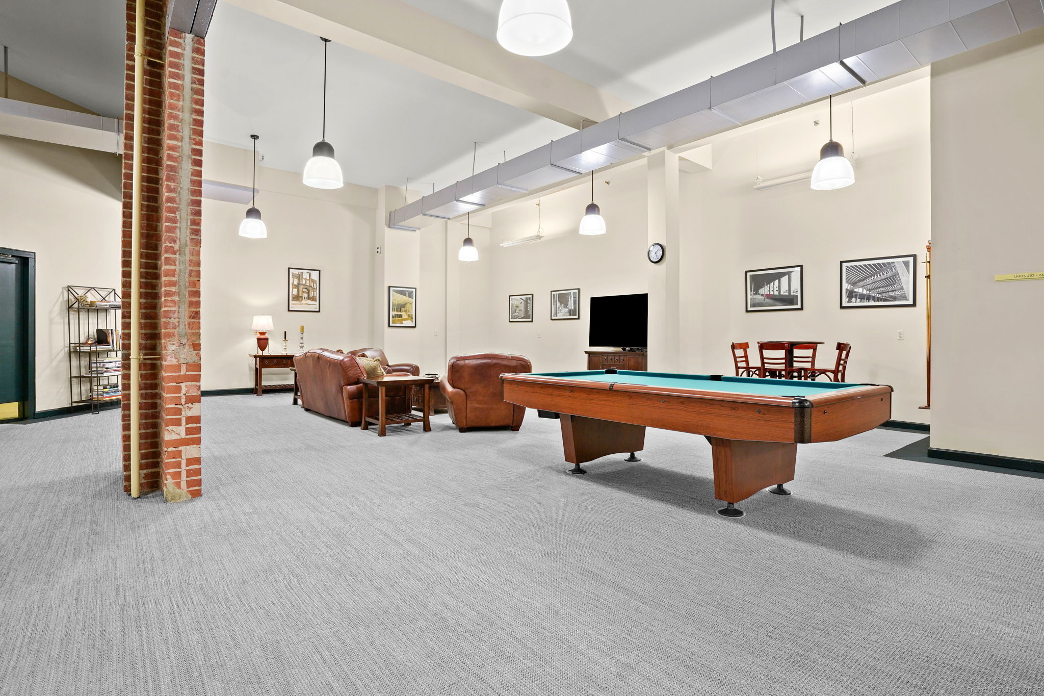 25 Grand Street APT 102