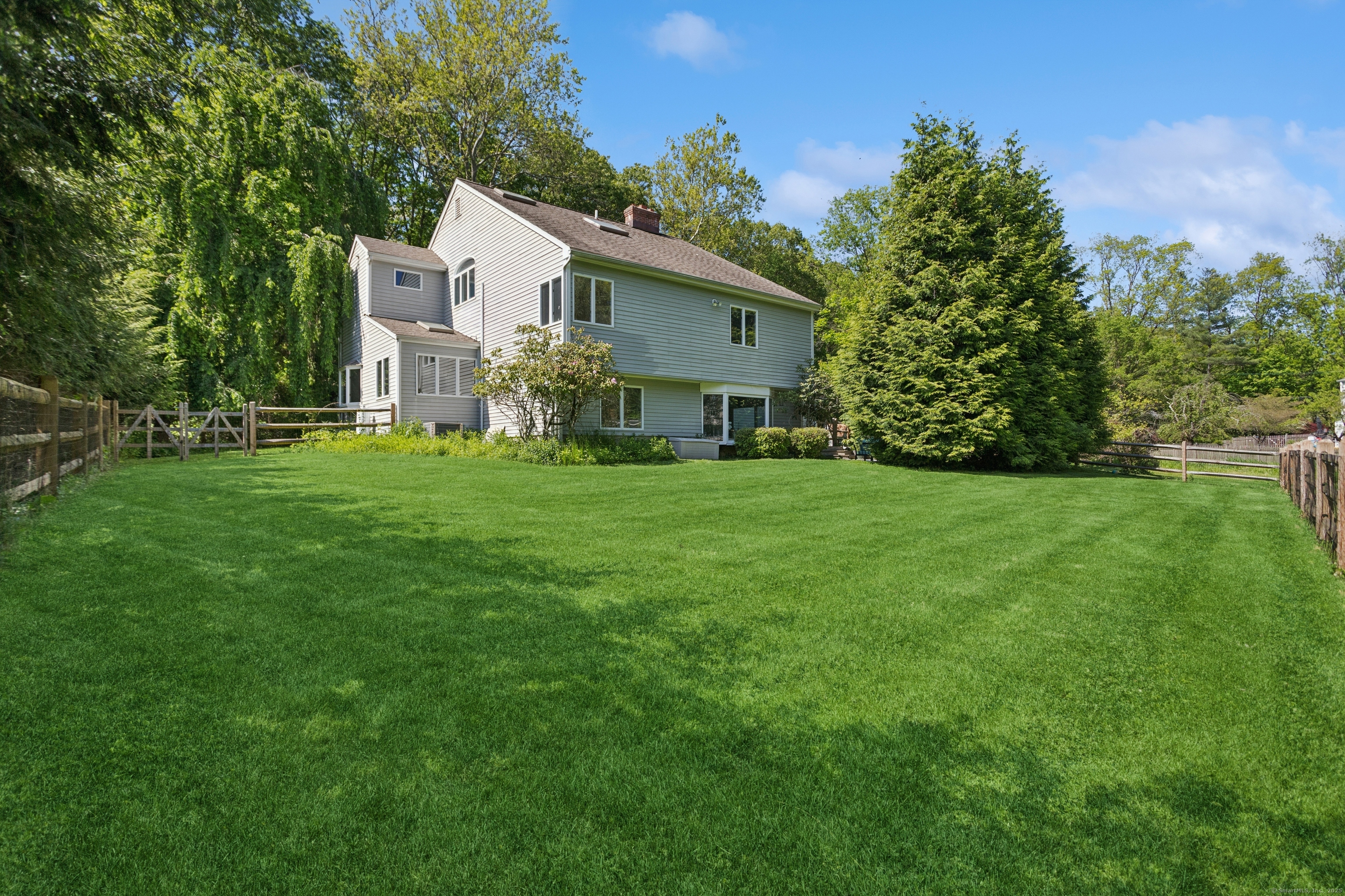 11 Valley Road