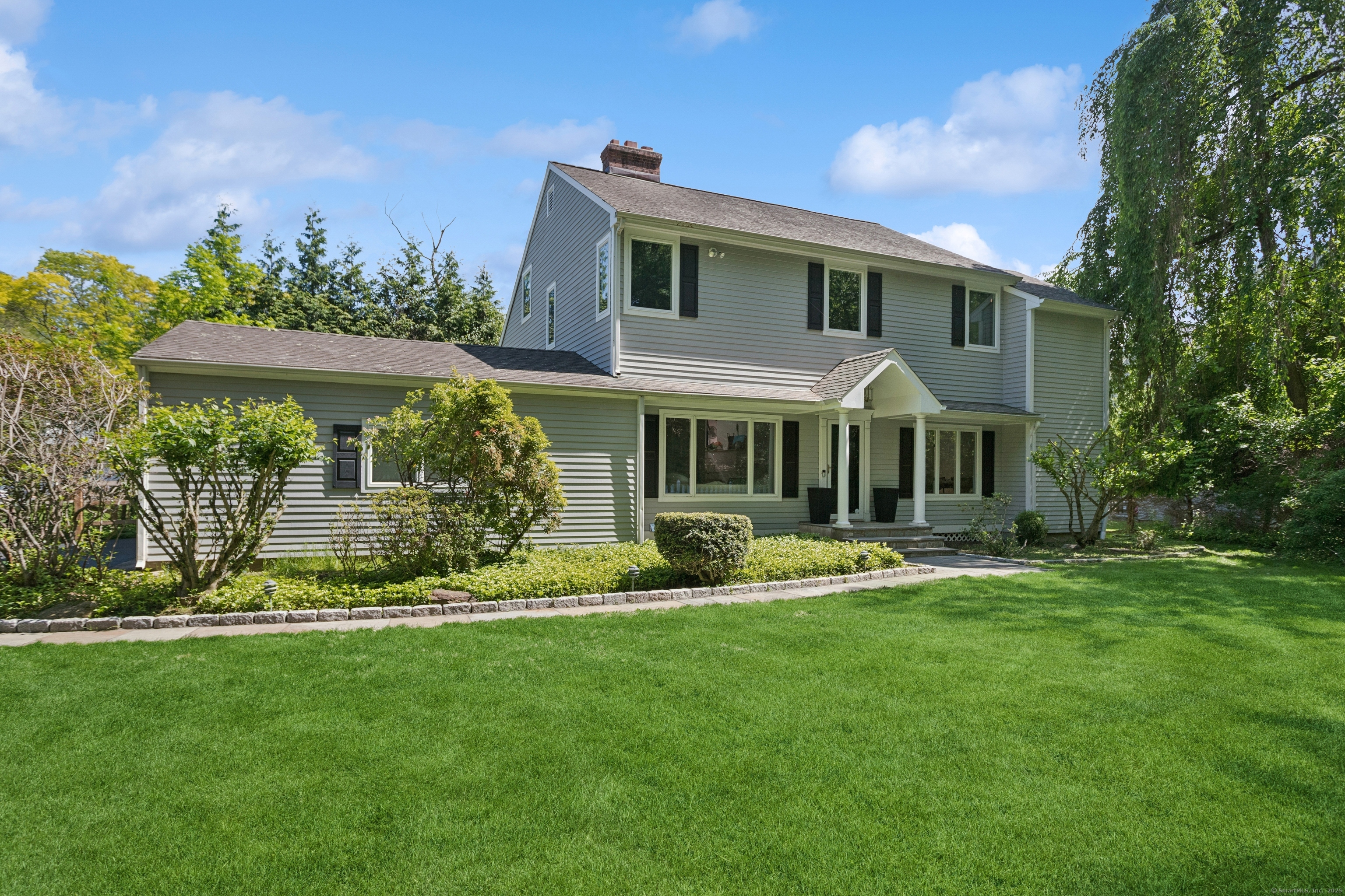 11 Valley Road