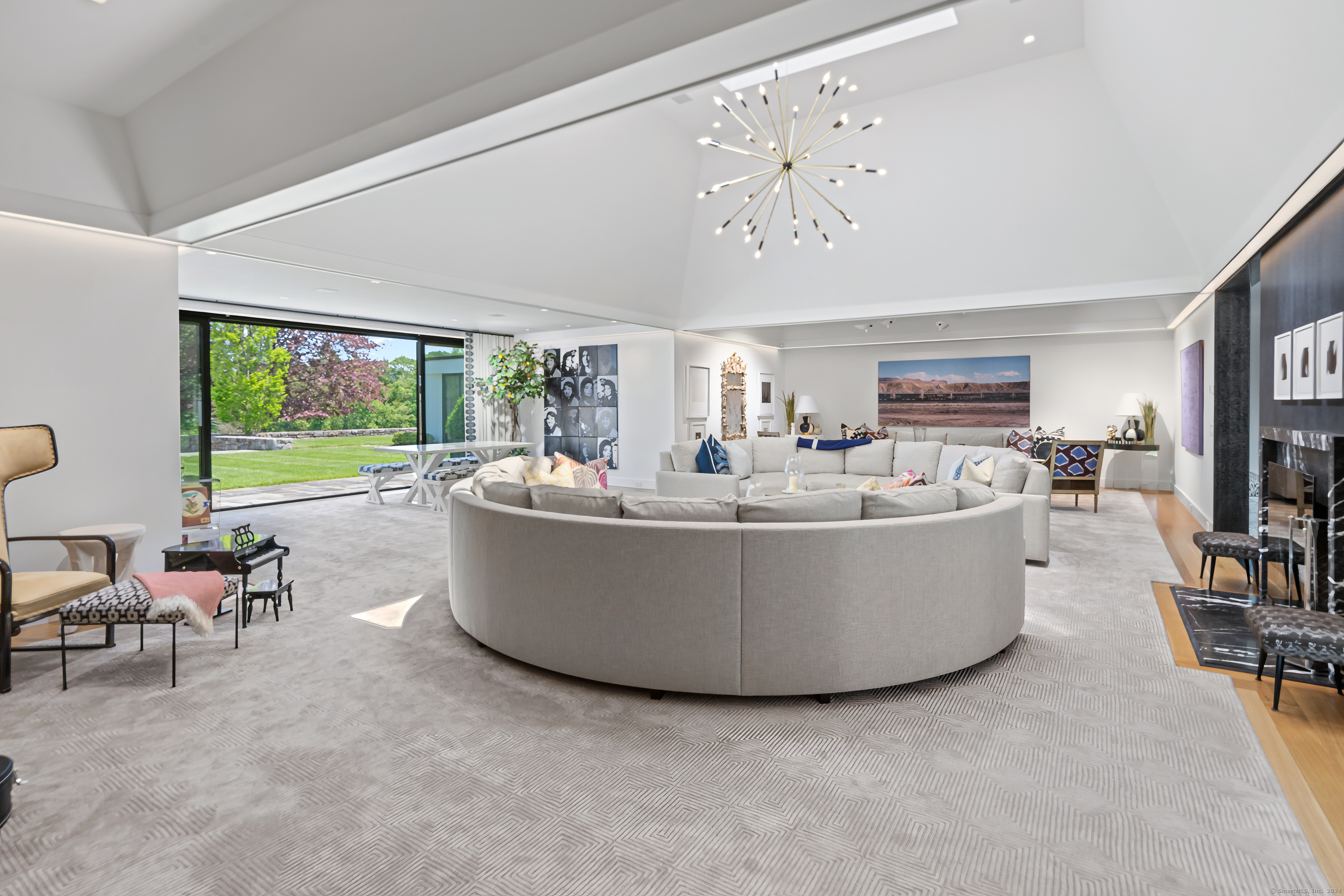 4900 Congress Street