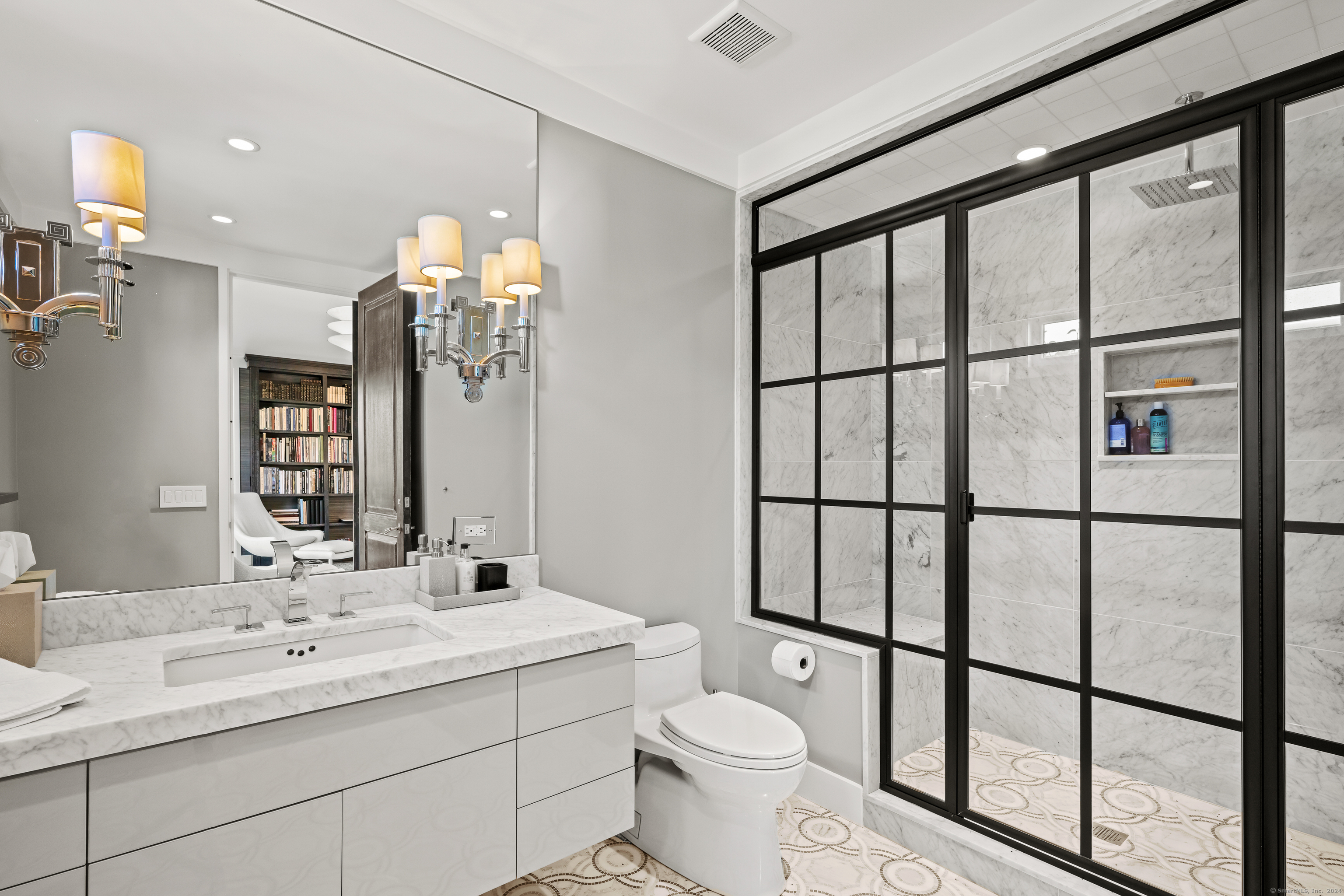 4900 Congress Street