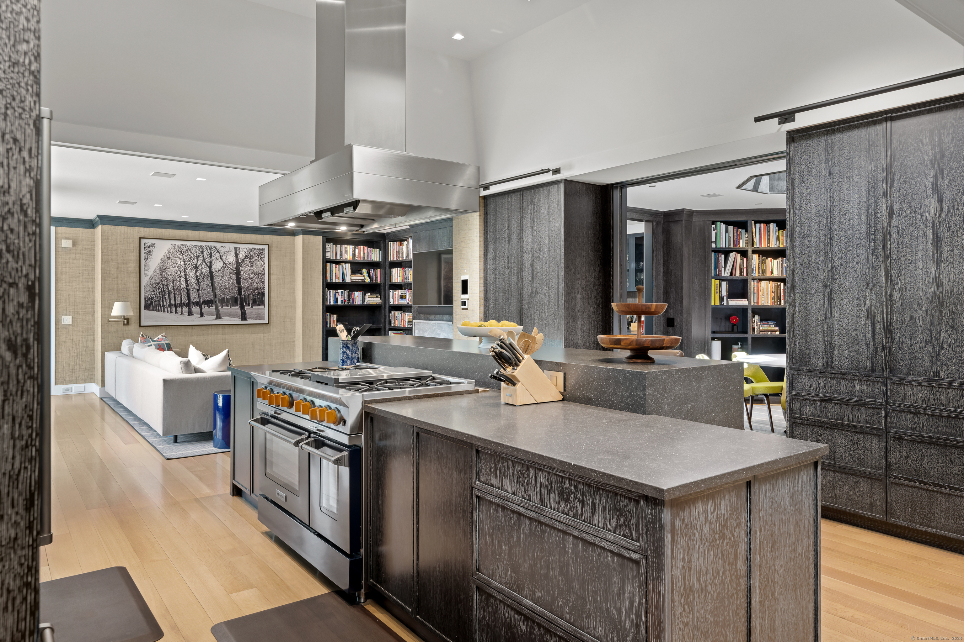 4900 Congress Street