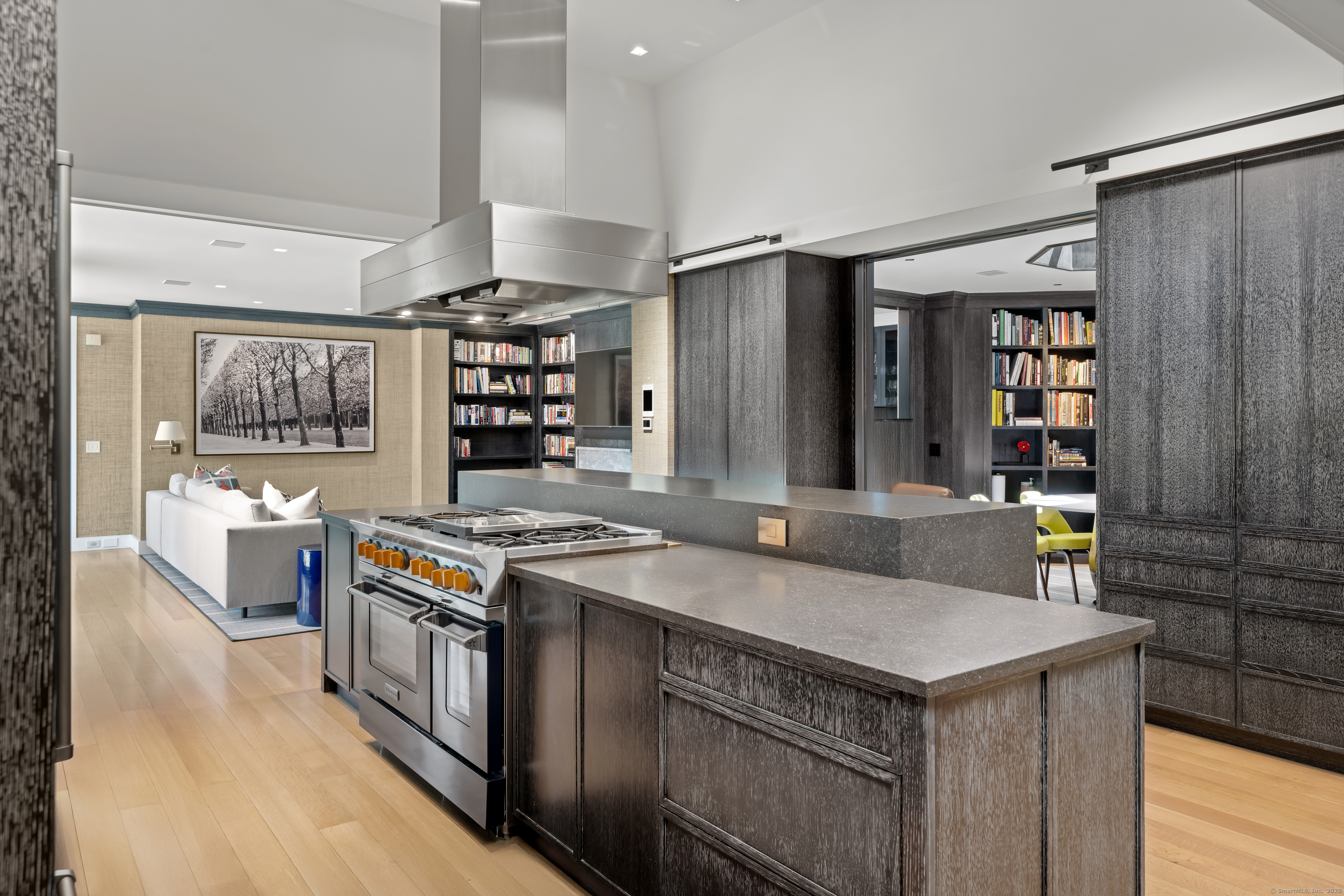 4800 Congress Street