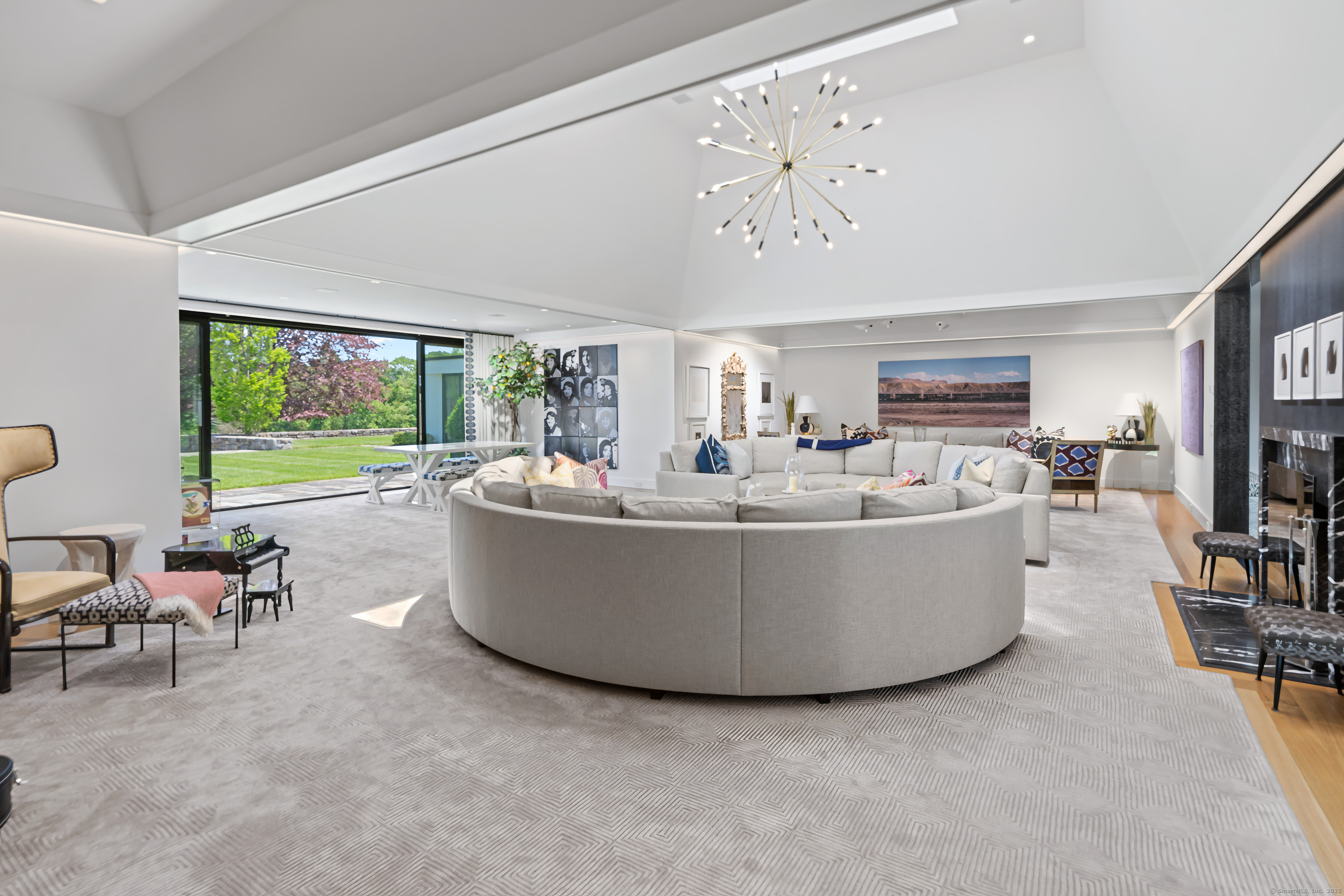 4800 Congress Street