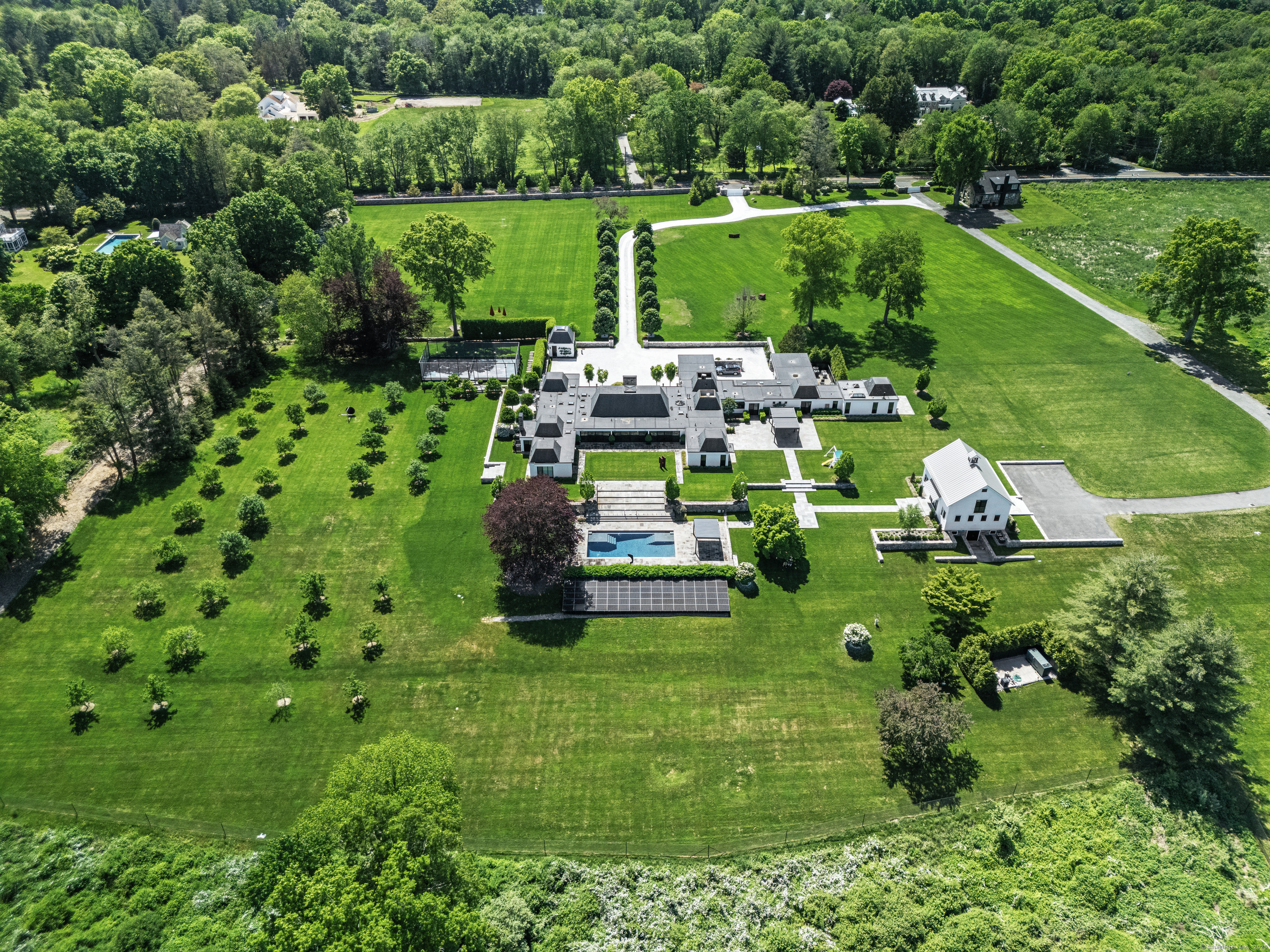 4800 Congress Street