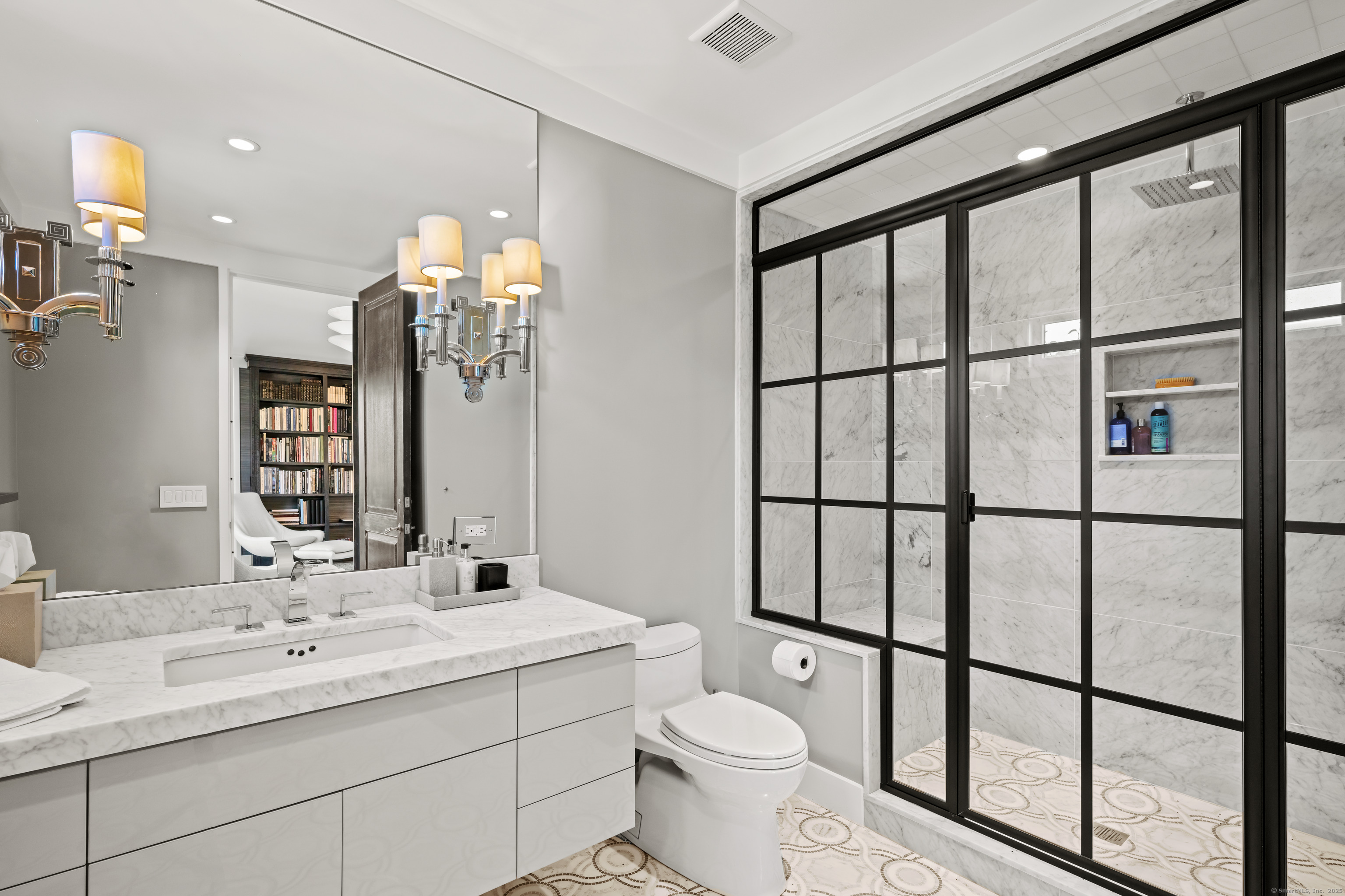 4800 Congress Street