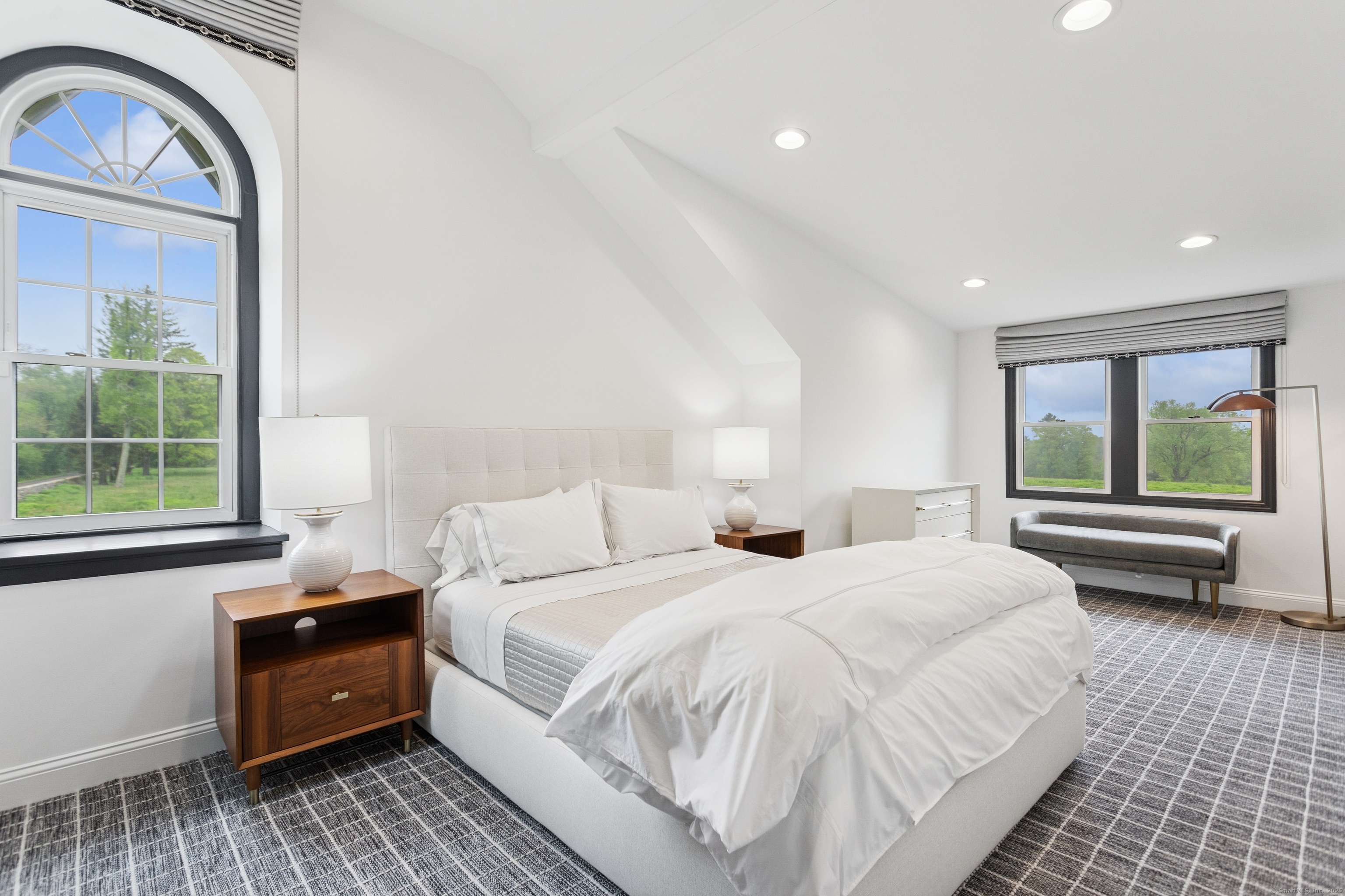 4800 Congress Street