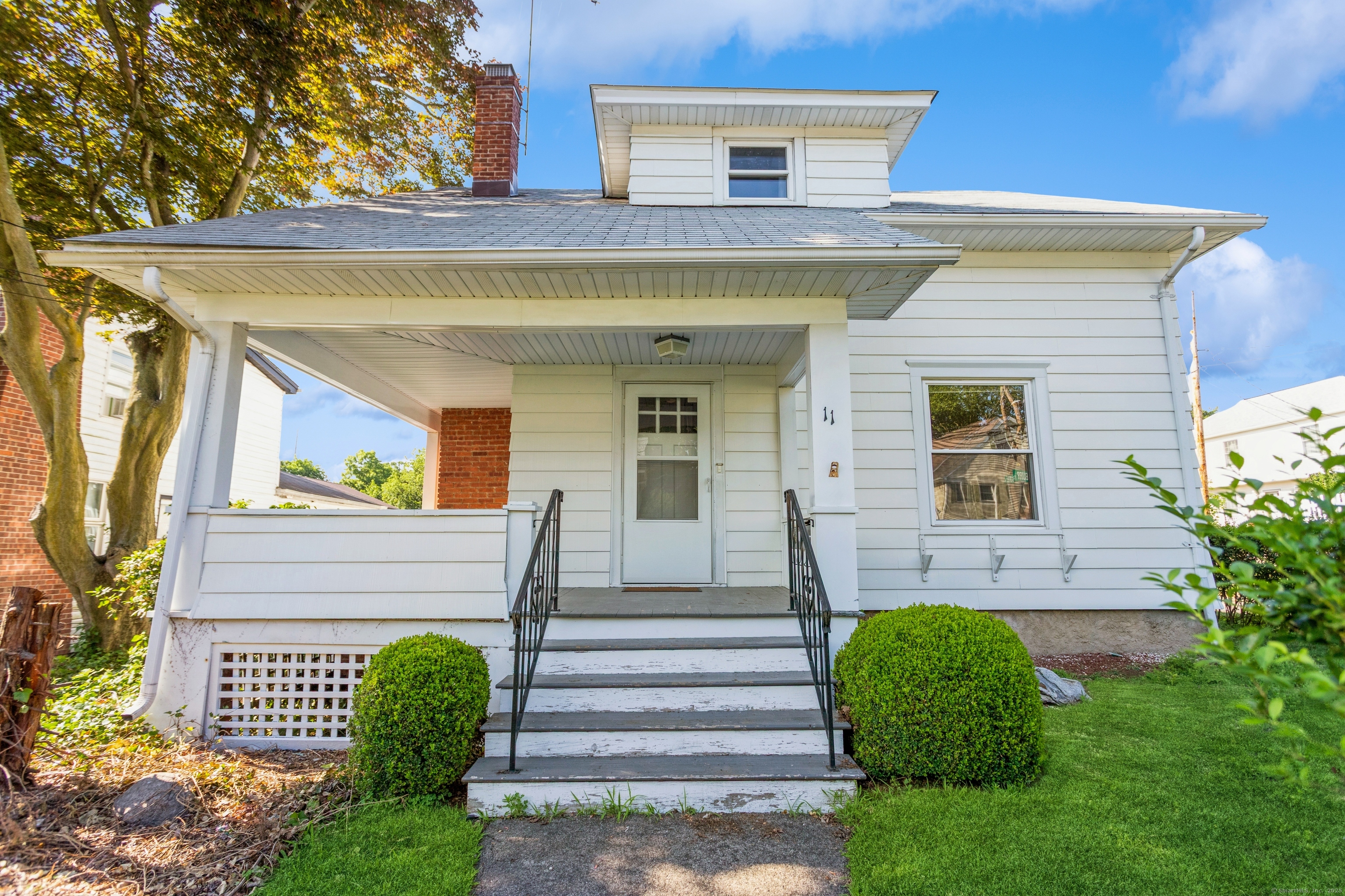11 Emerson Street