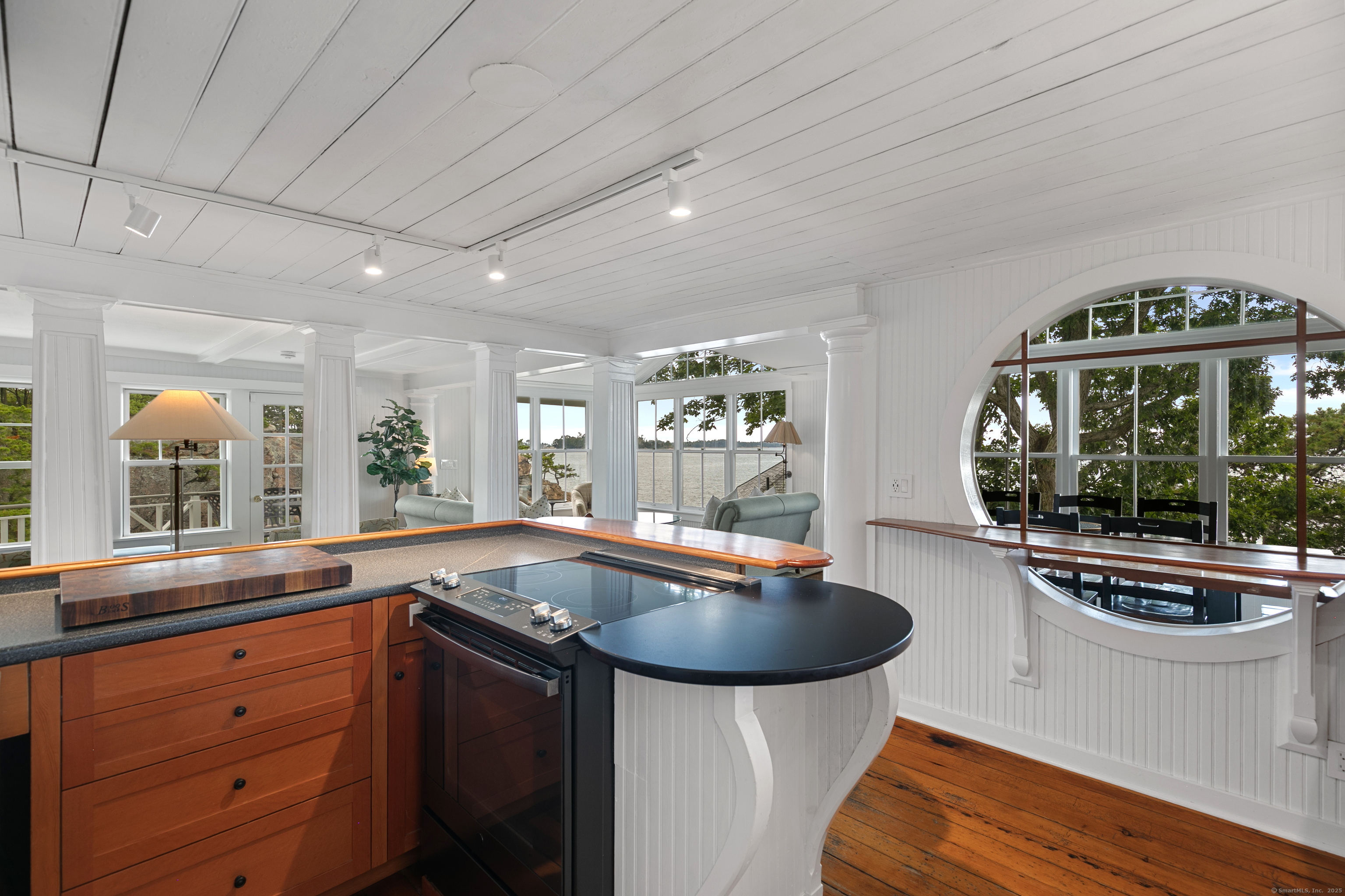 33 Thimble Farms Road