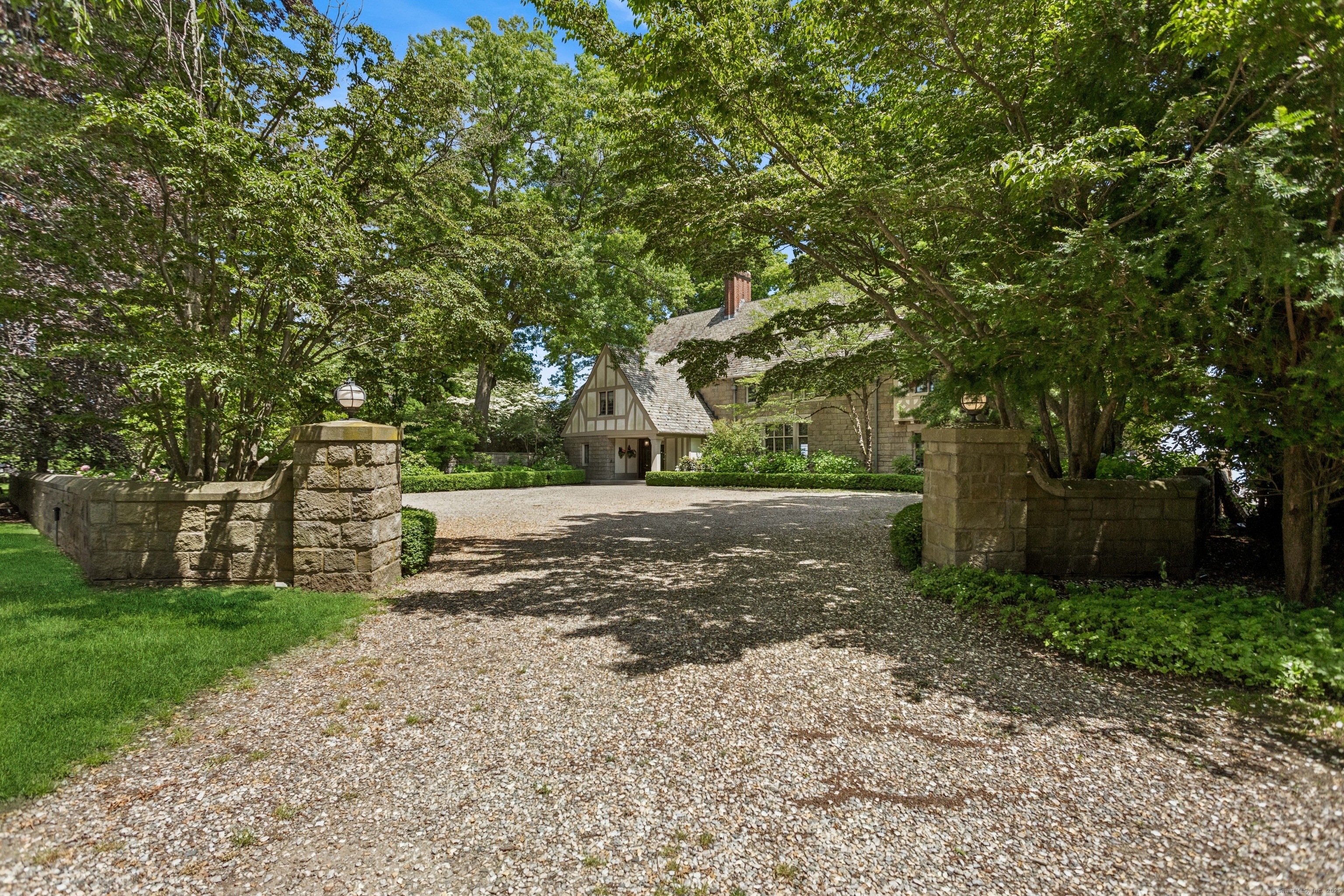 92 Beachside Avenue
