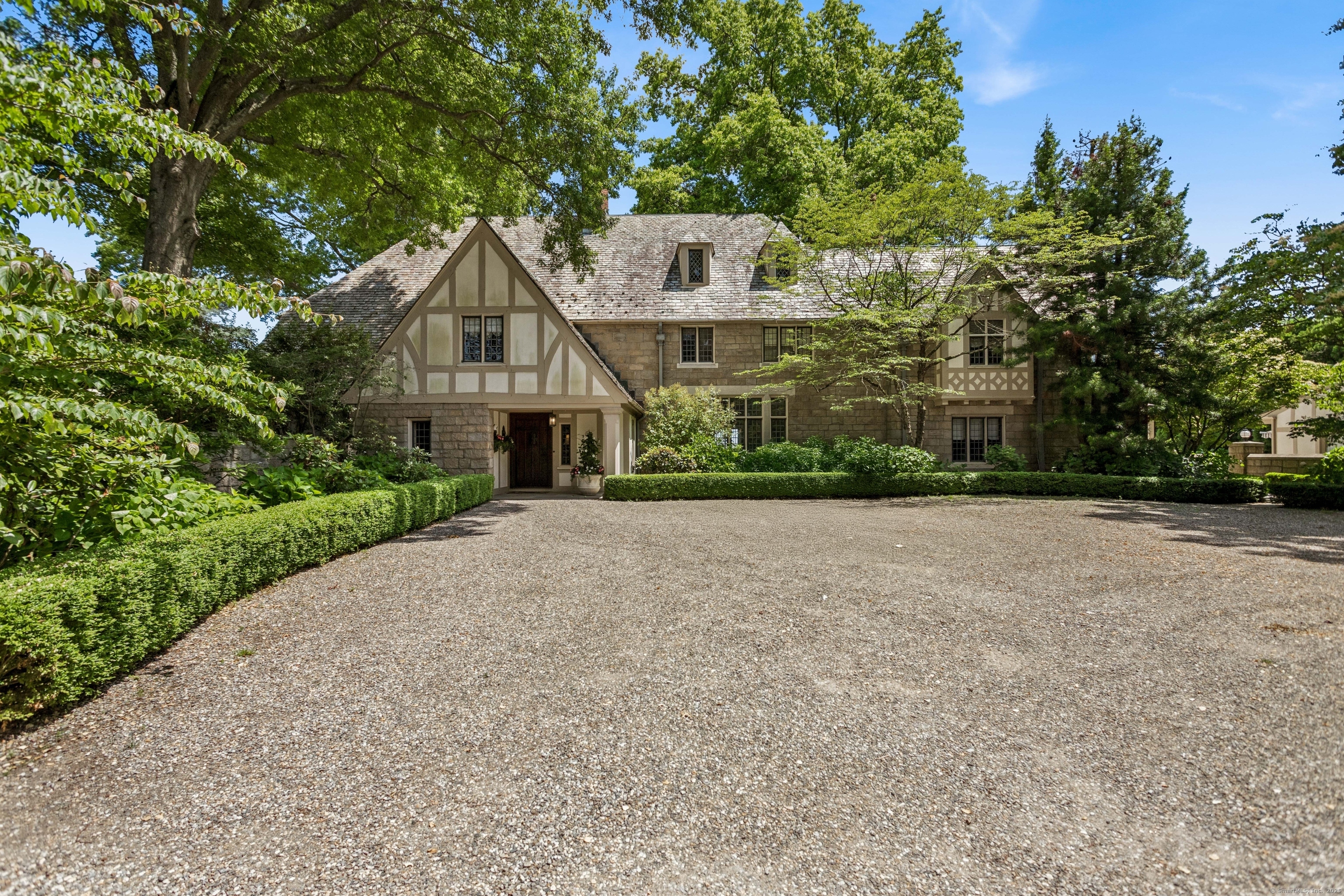 92 Beachside Avenue