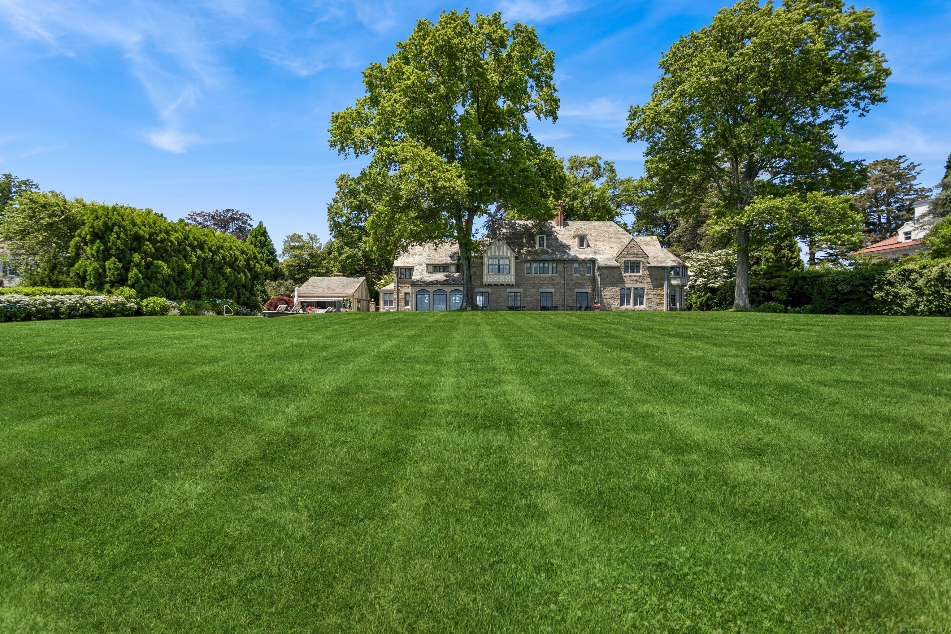 92 Beachside Avenue
