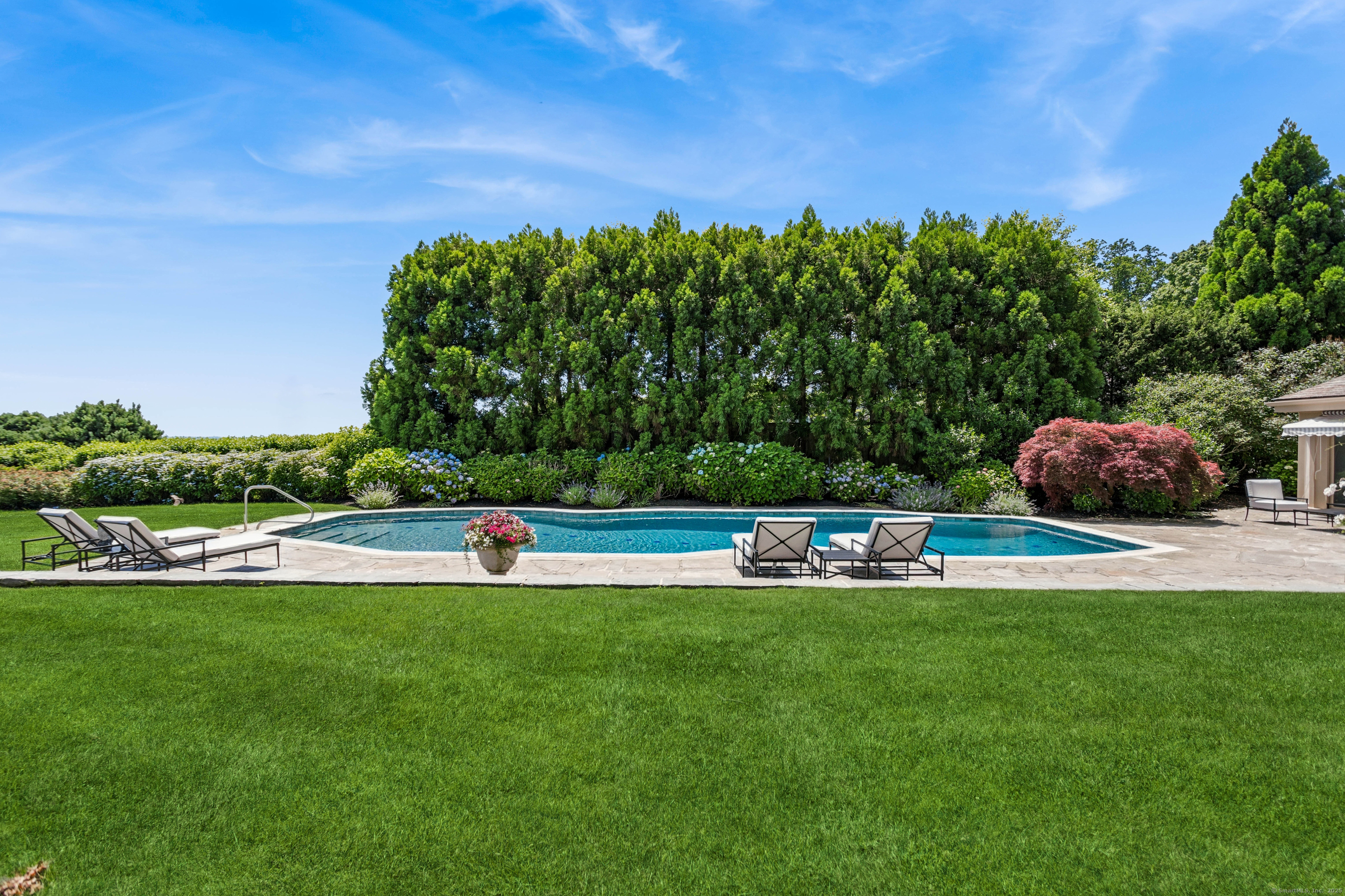 92 Beachside Avenue