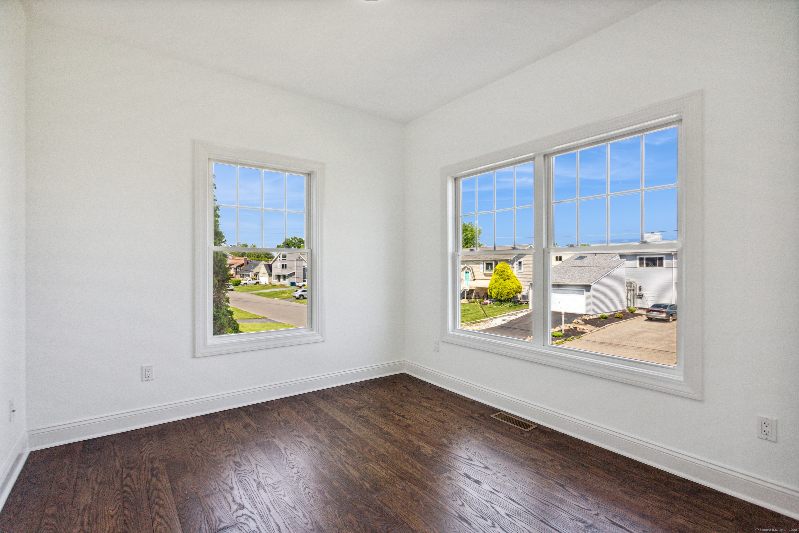 35 5th Avenue