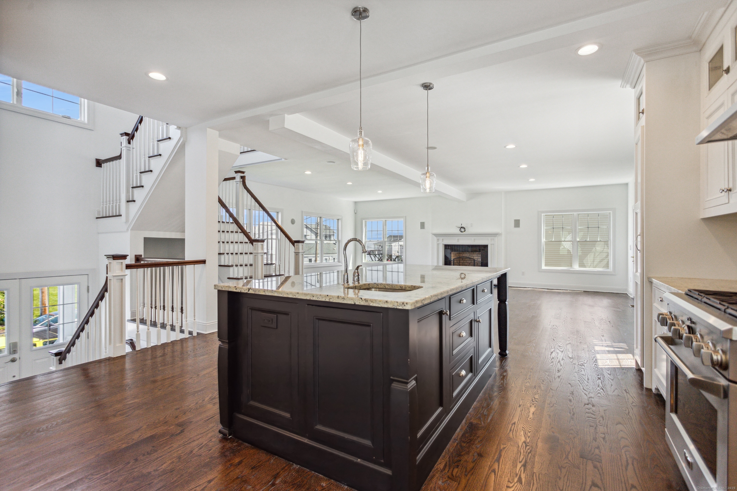 35 5th Avenue
