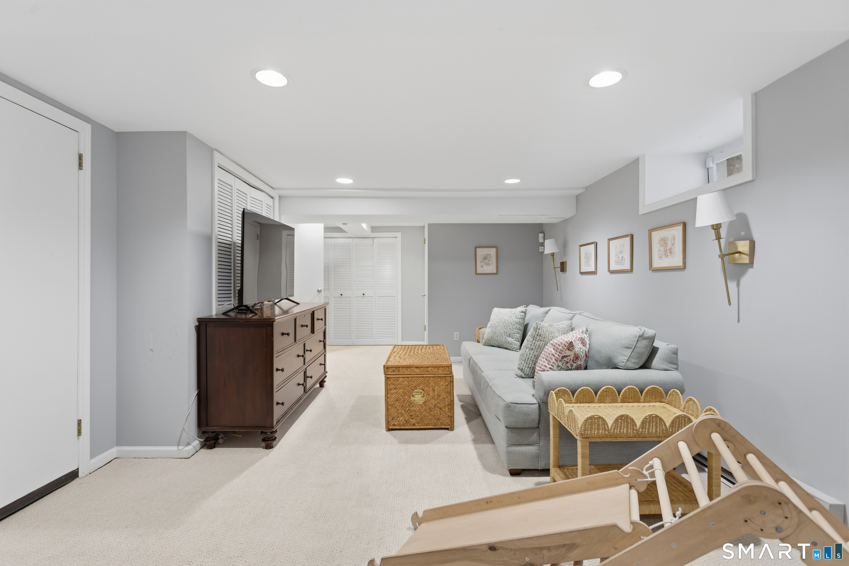 17 Sunnyside Avenue