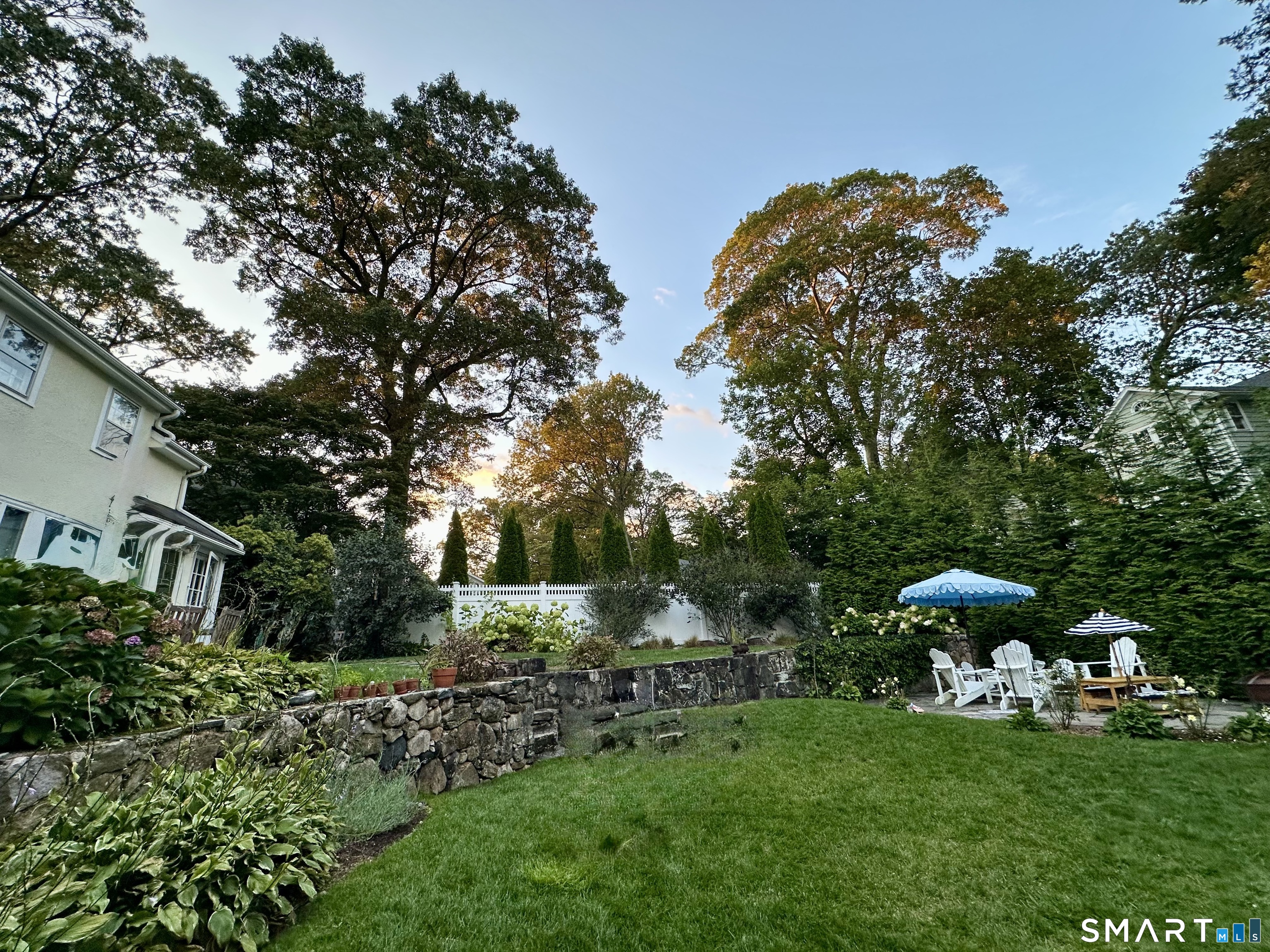 17 Sunnyside Avenue