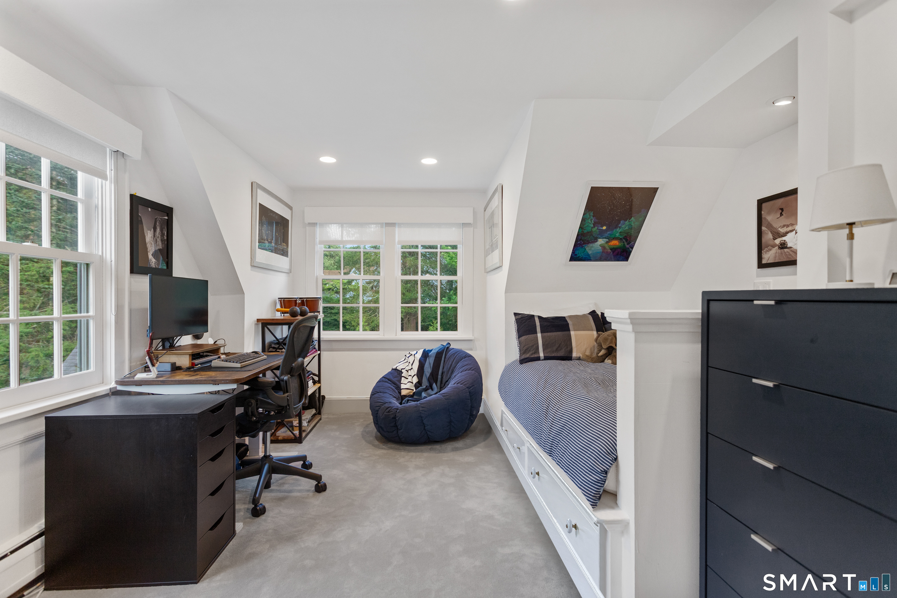 34 Woodside Avenue