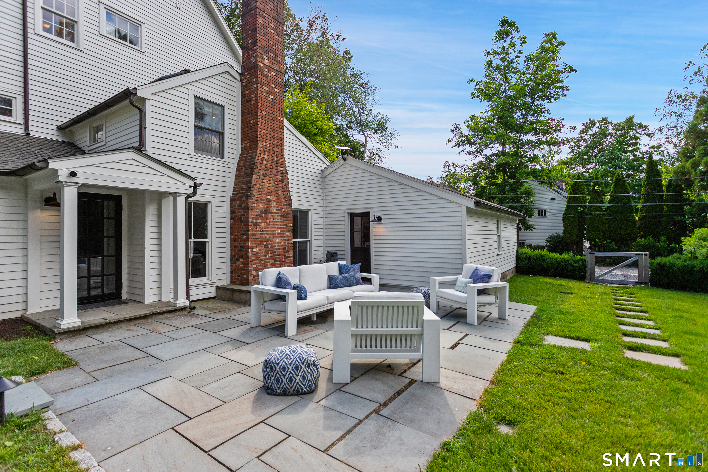 34 Woodside Avenue