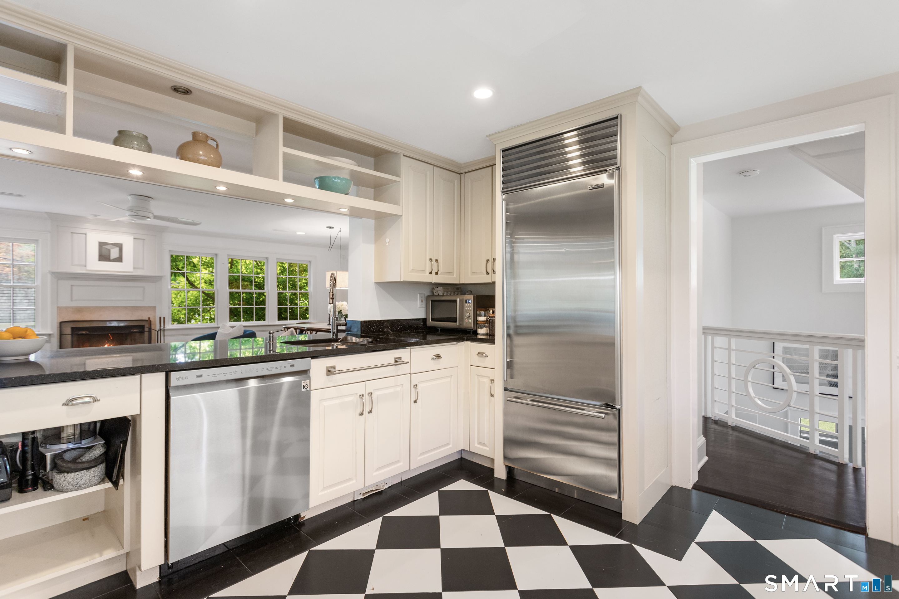 34 Woodside Avenue