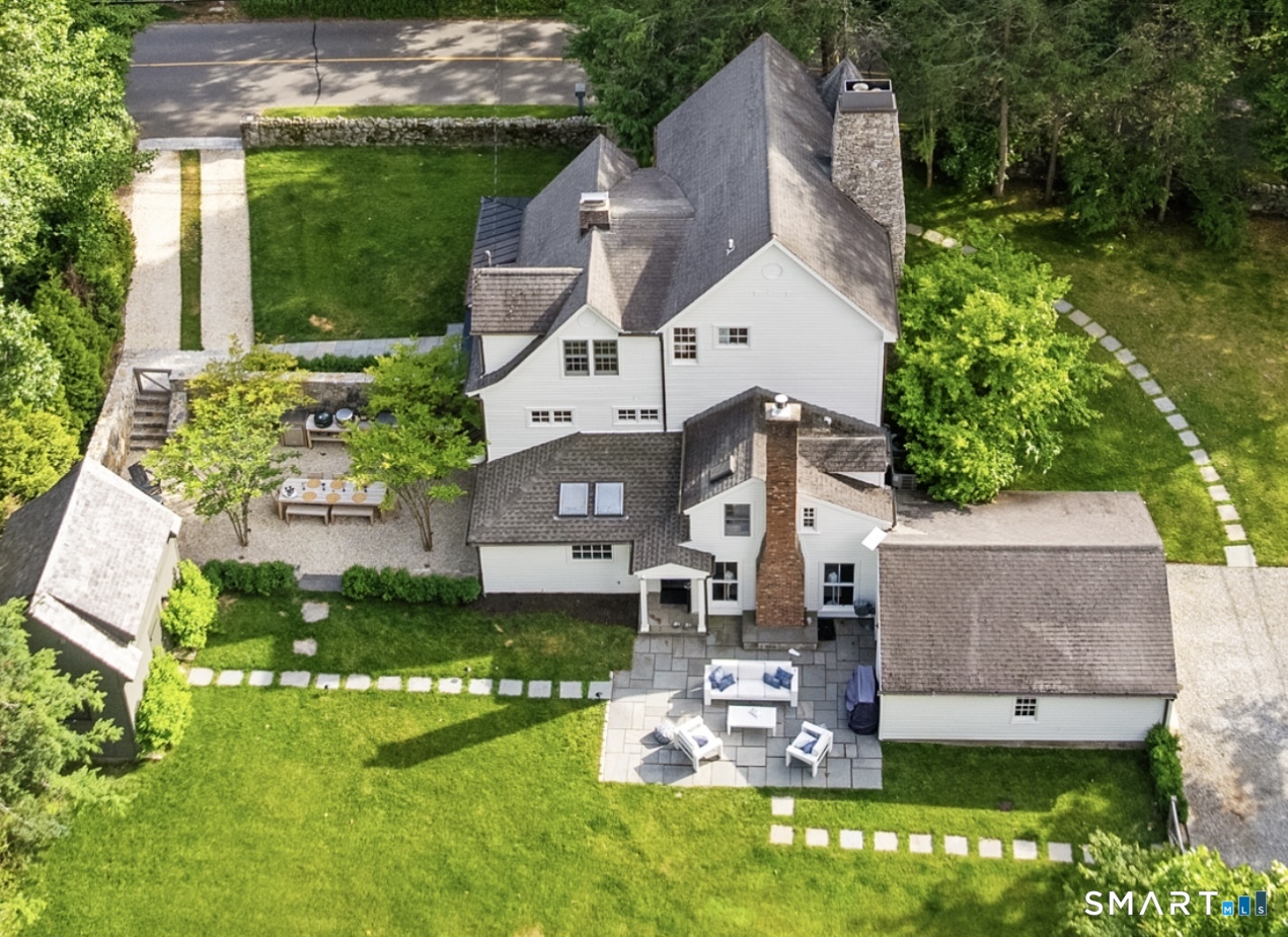 34 Woodside Avenue