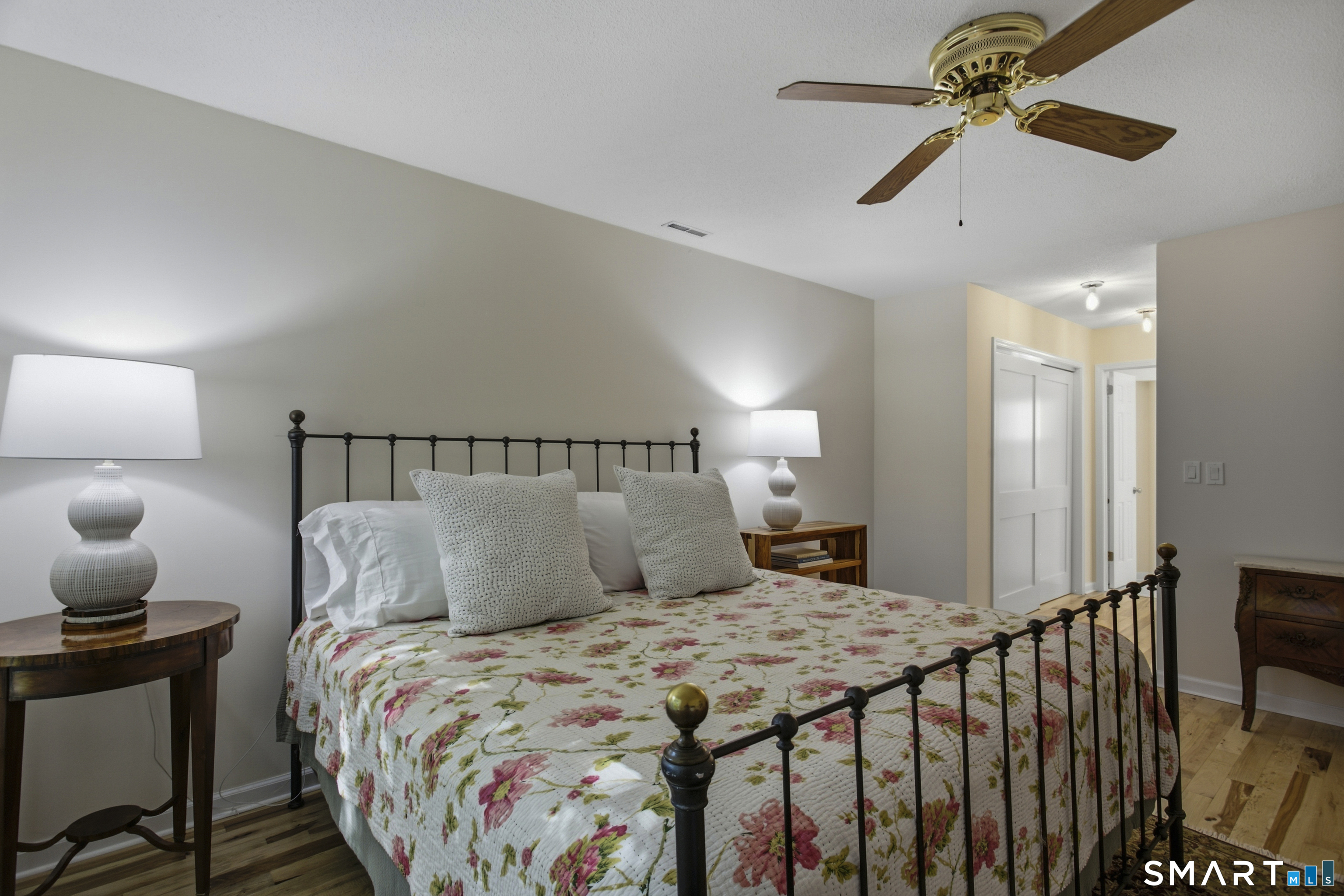 12 Strathmore Lane Unit: 12