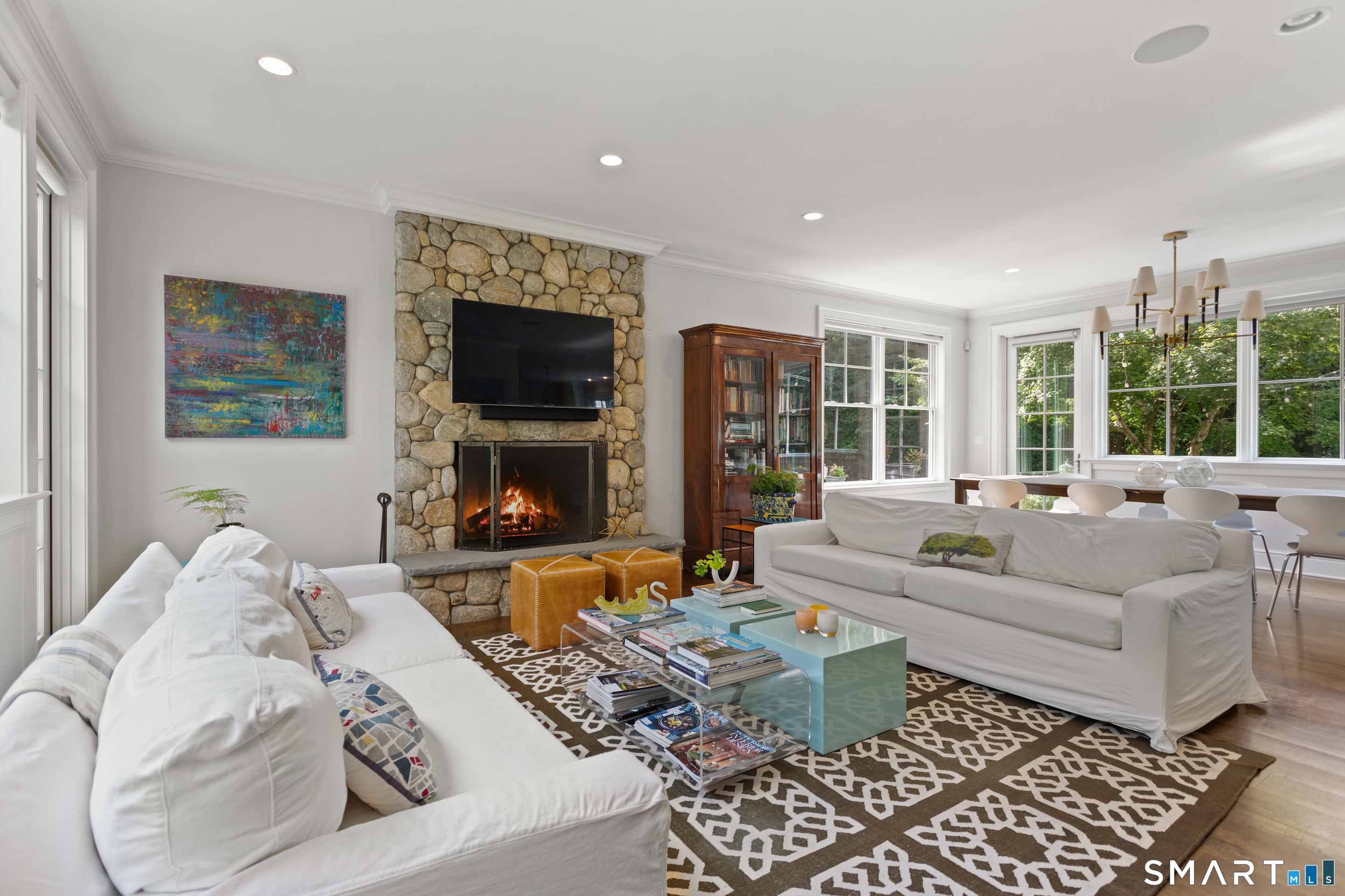 11 Woodside Lane
