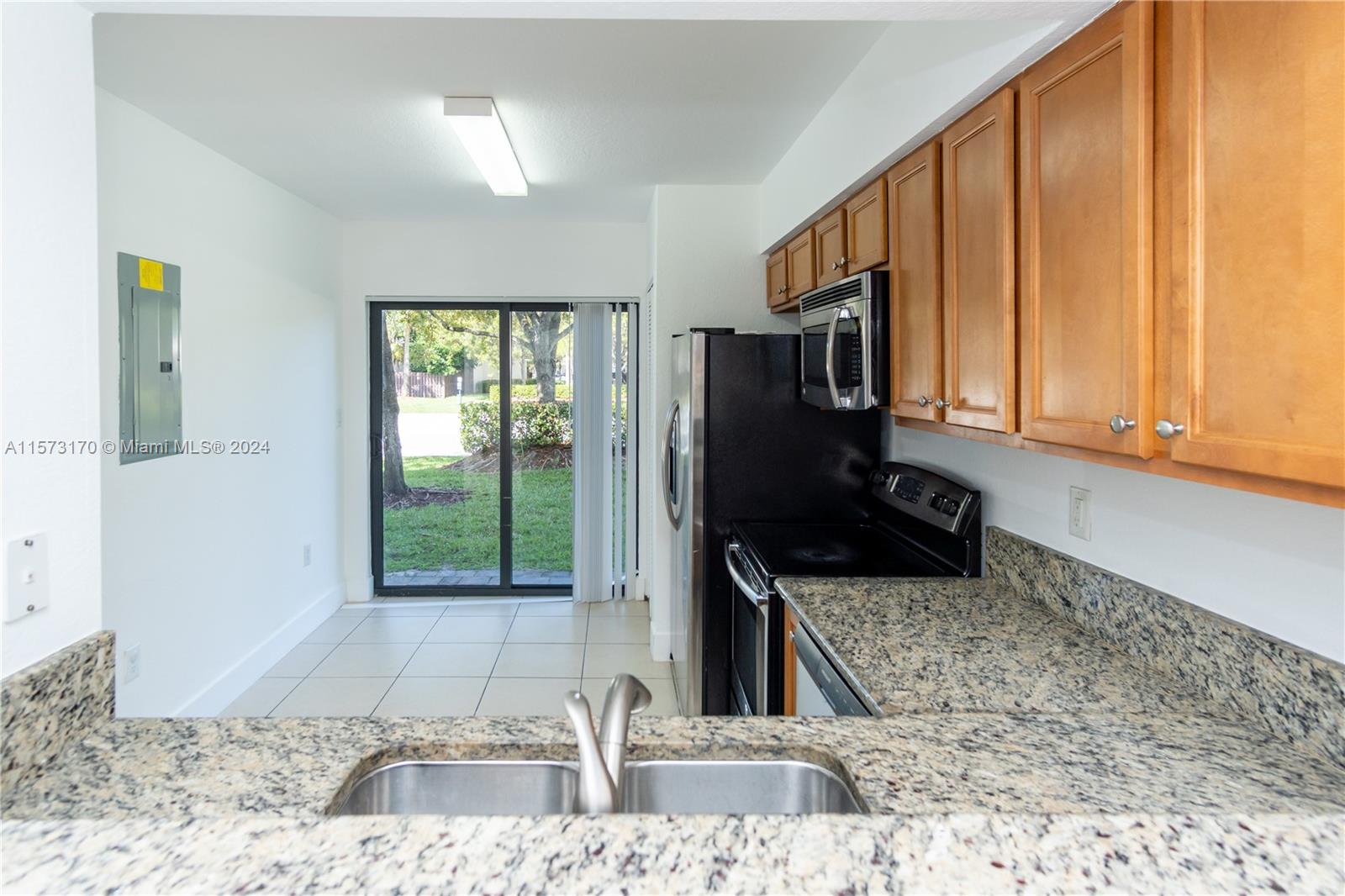 22551 SW 88th Pl # 1 Unit: 104-1