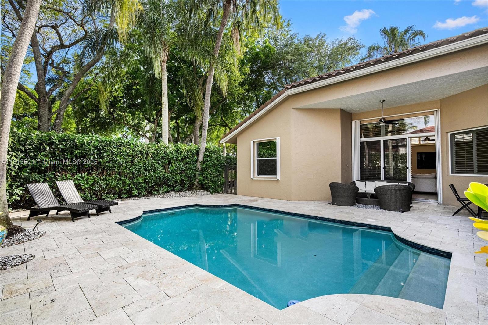 1326 Ginger Cir