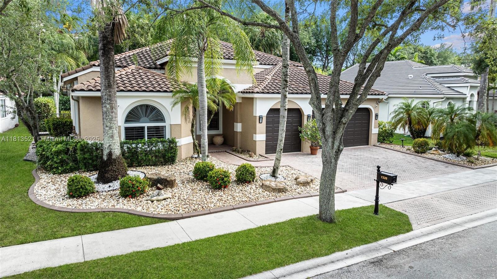 1326 Ginger Cir