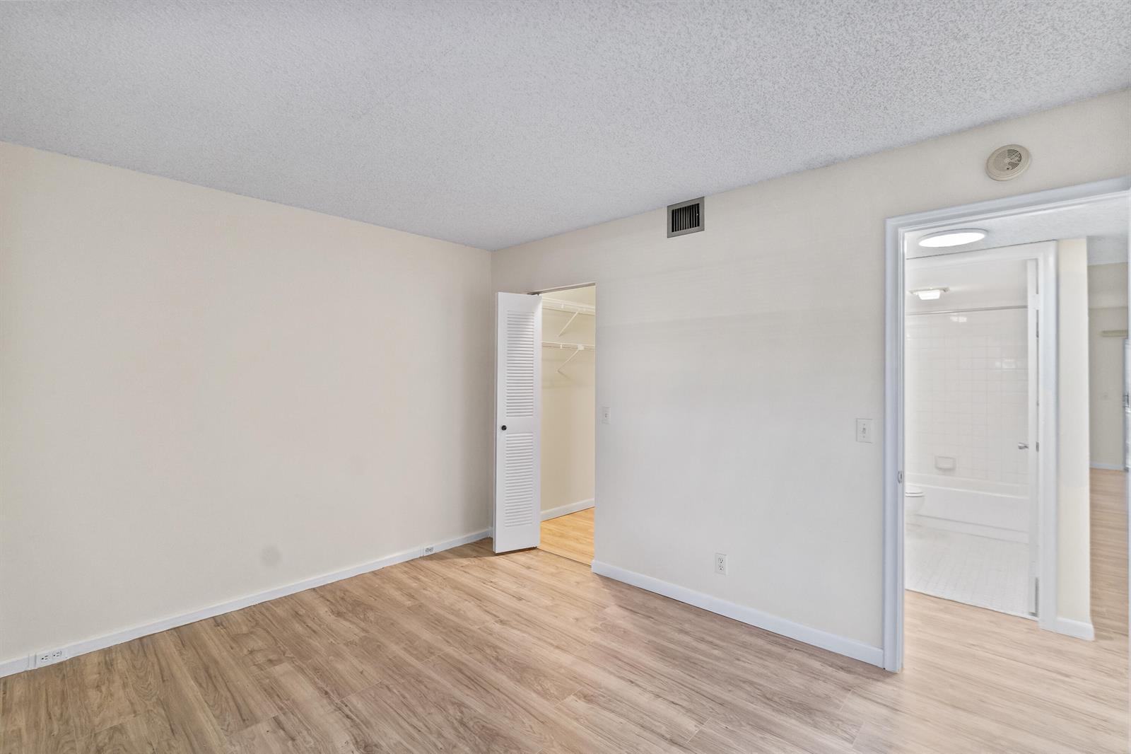 1251 SW 125th Avenue # 105t