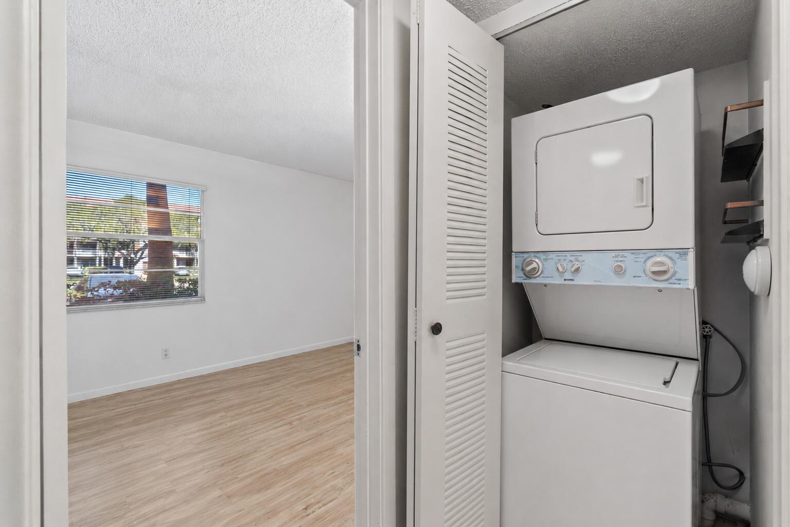 1251 SW 125th Avenue # 105t