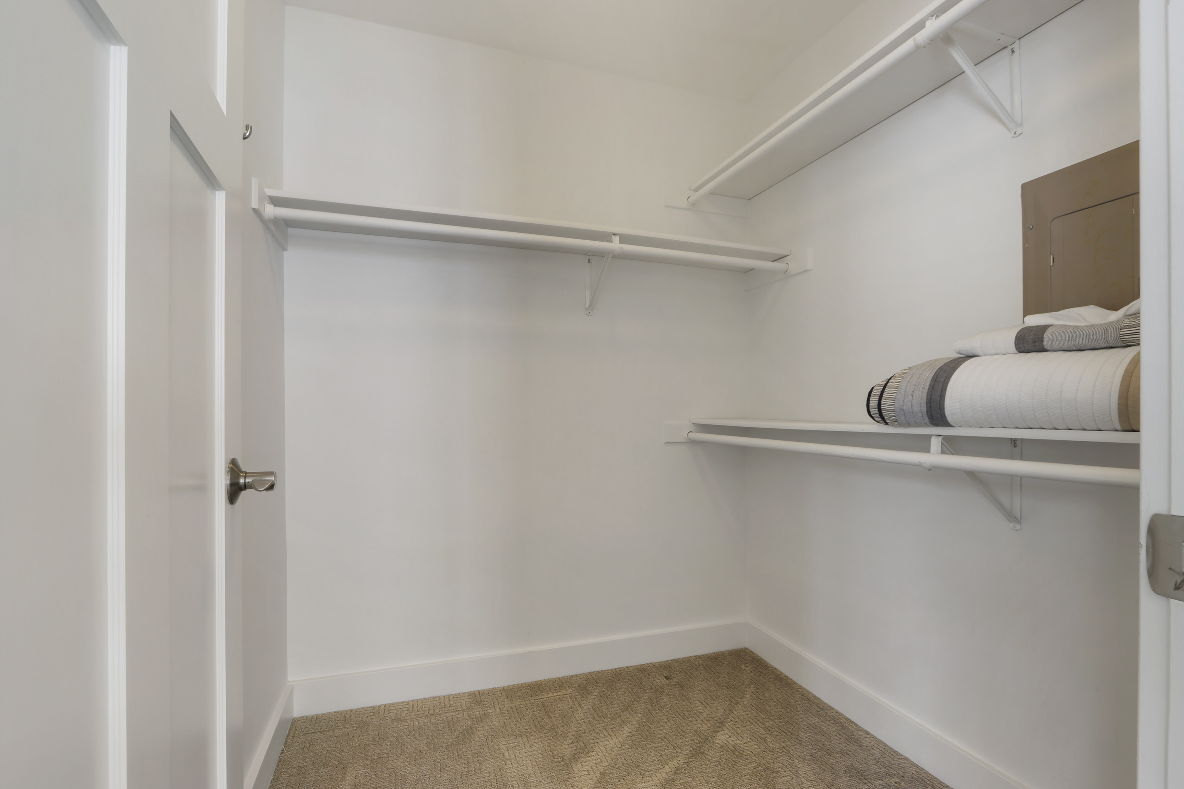 432 Harvard Avenue Unit# 5-6