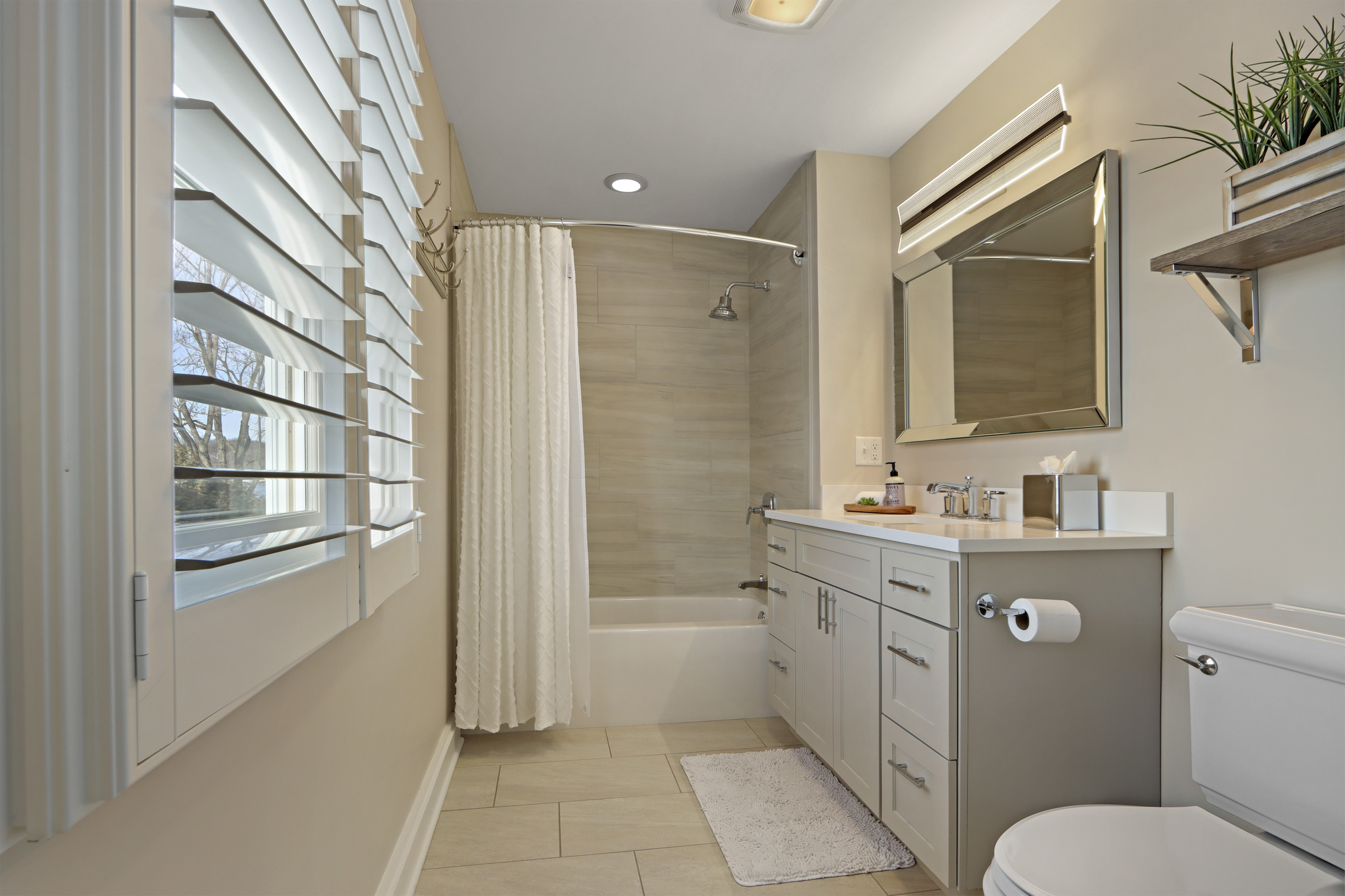 432 Harvard Avenue Unit# 5-6