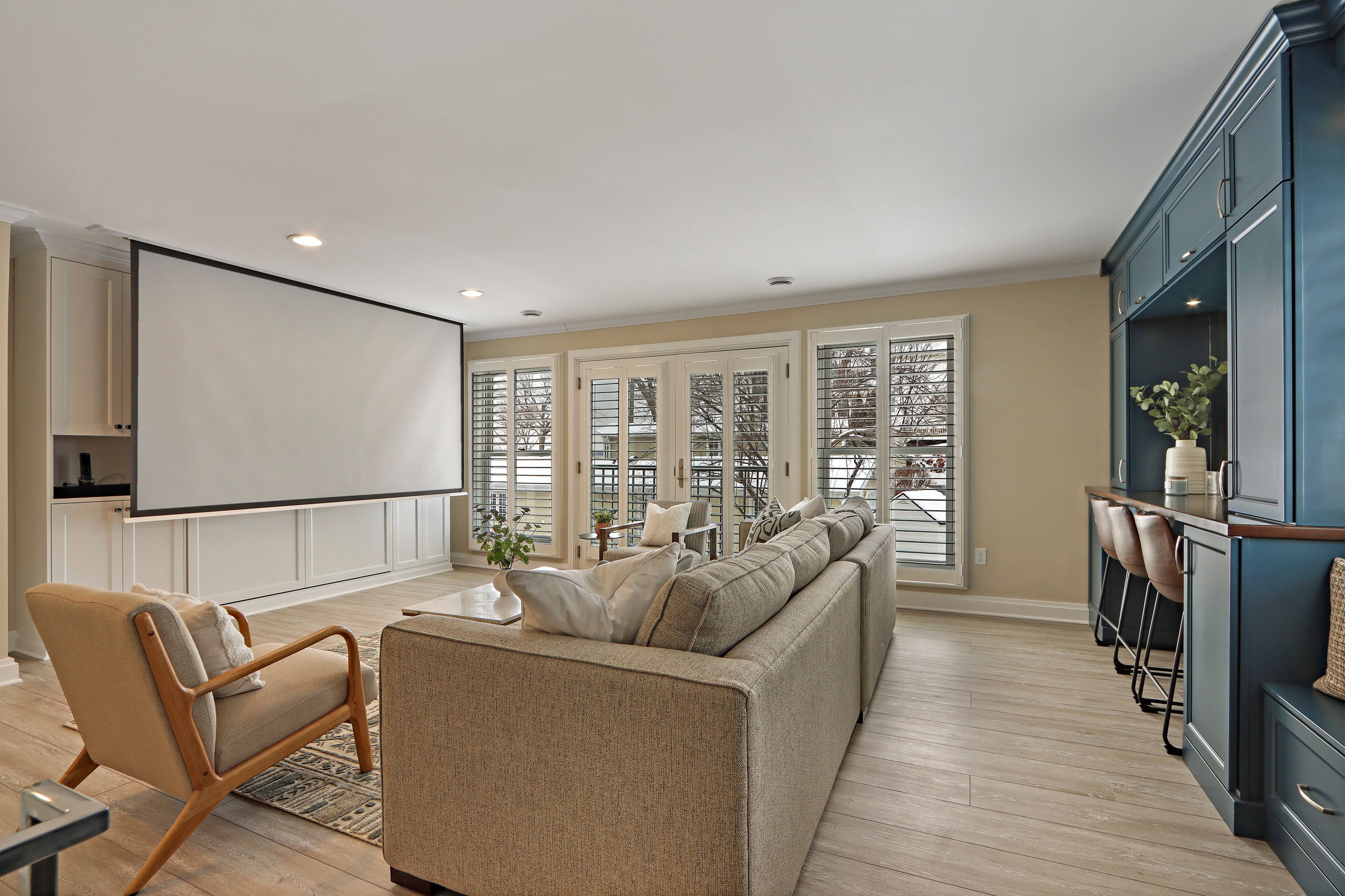 432 Harvard Avenue Unit# 5-6