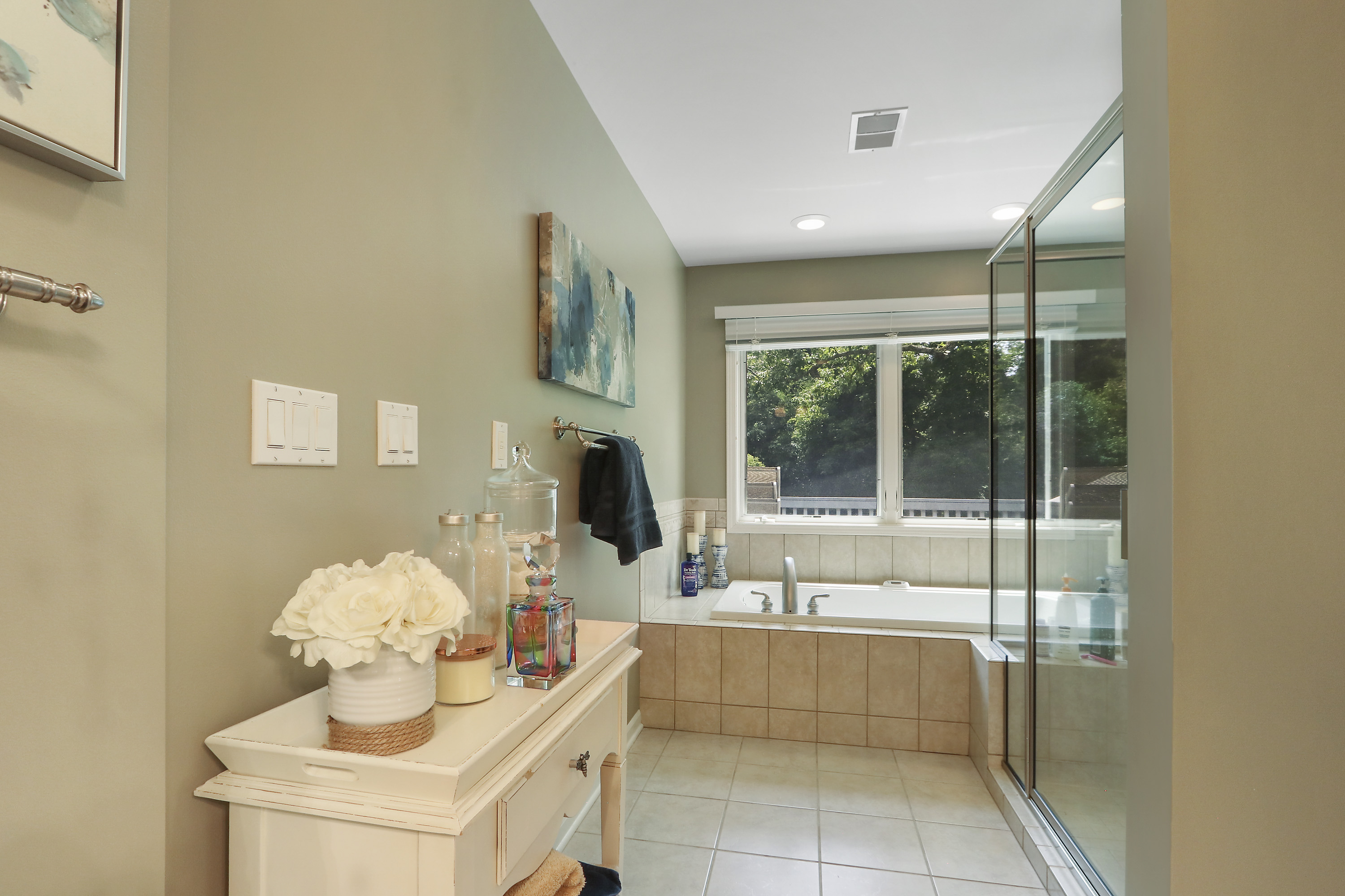 W2891 Hollybush Dr. 