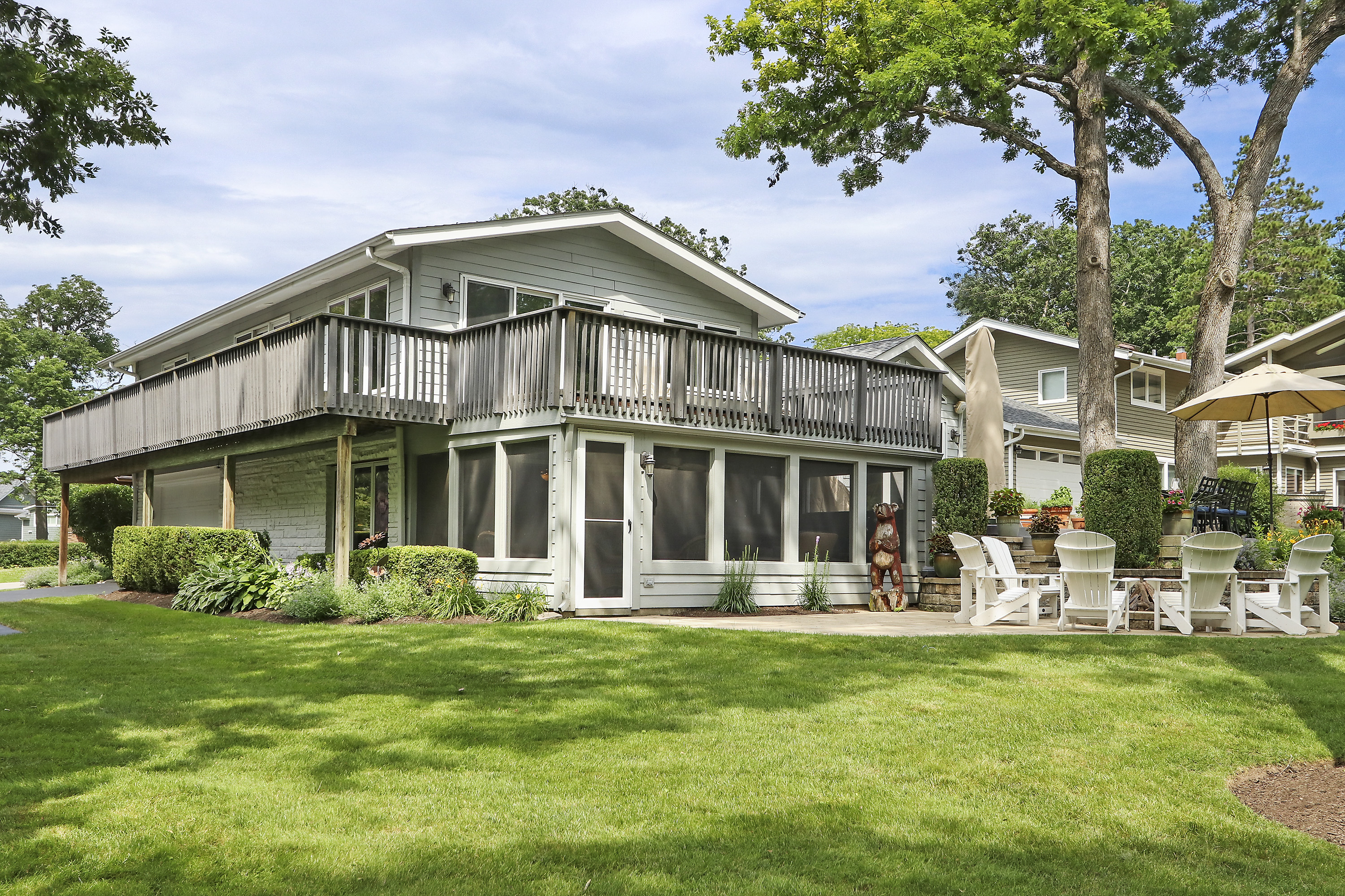 W2891 Hollybush Dr. 