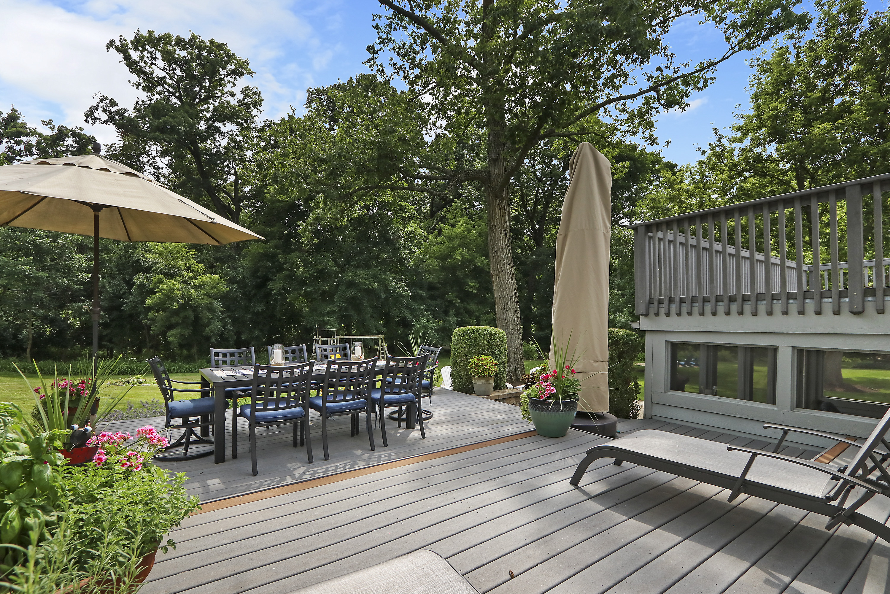 W2891 Hollybush Dr. 