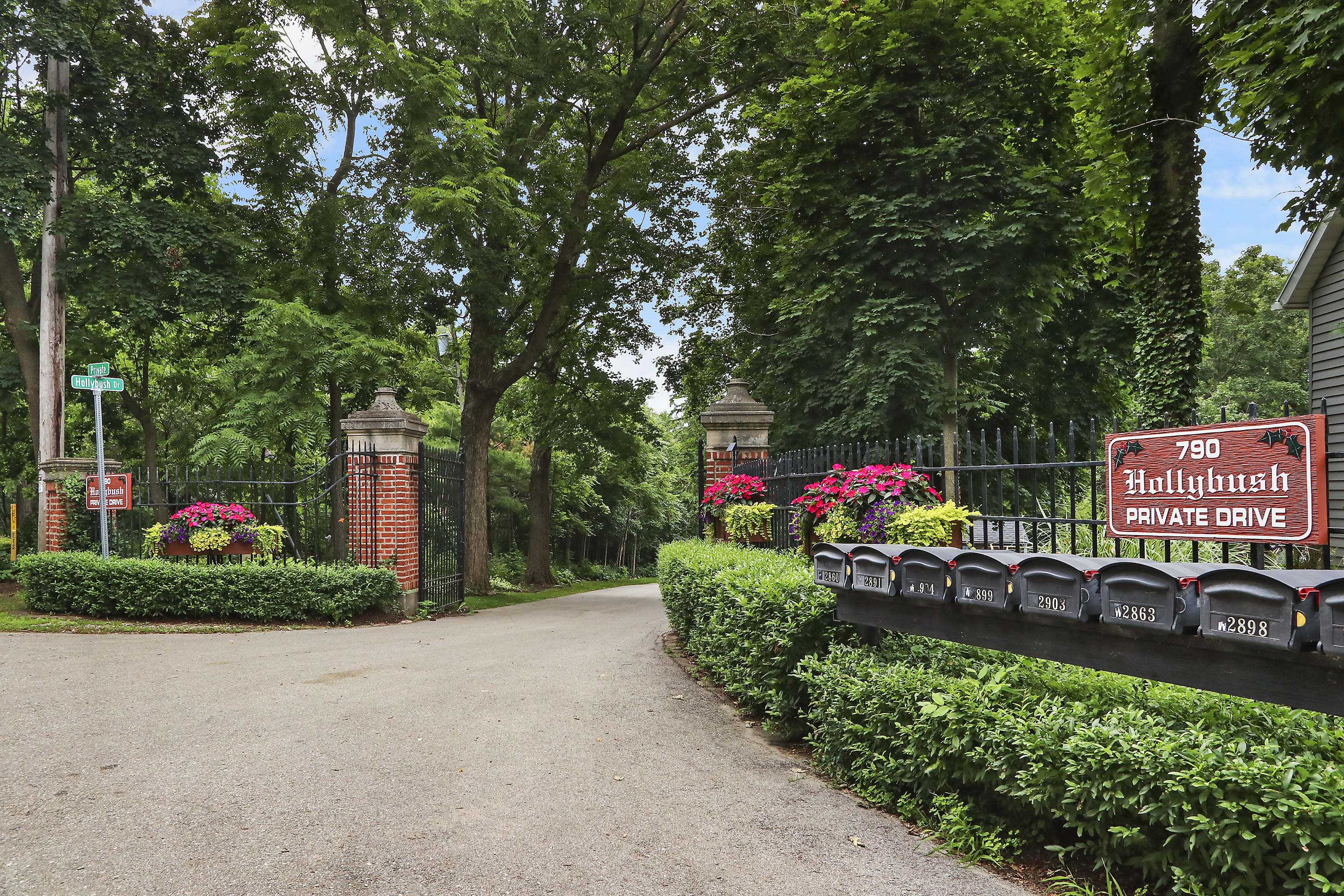 W2891 Hollybush Dr. 
