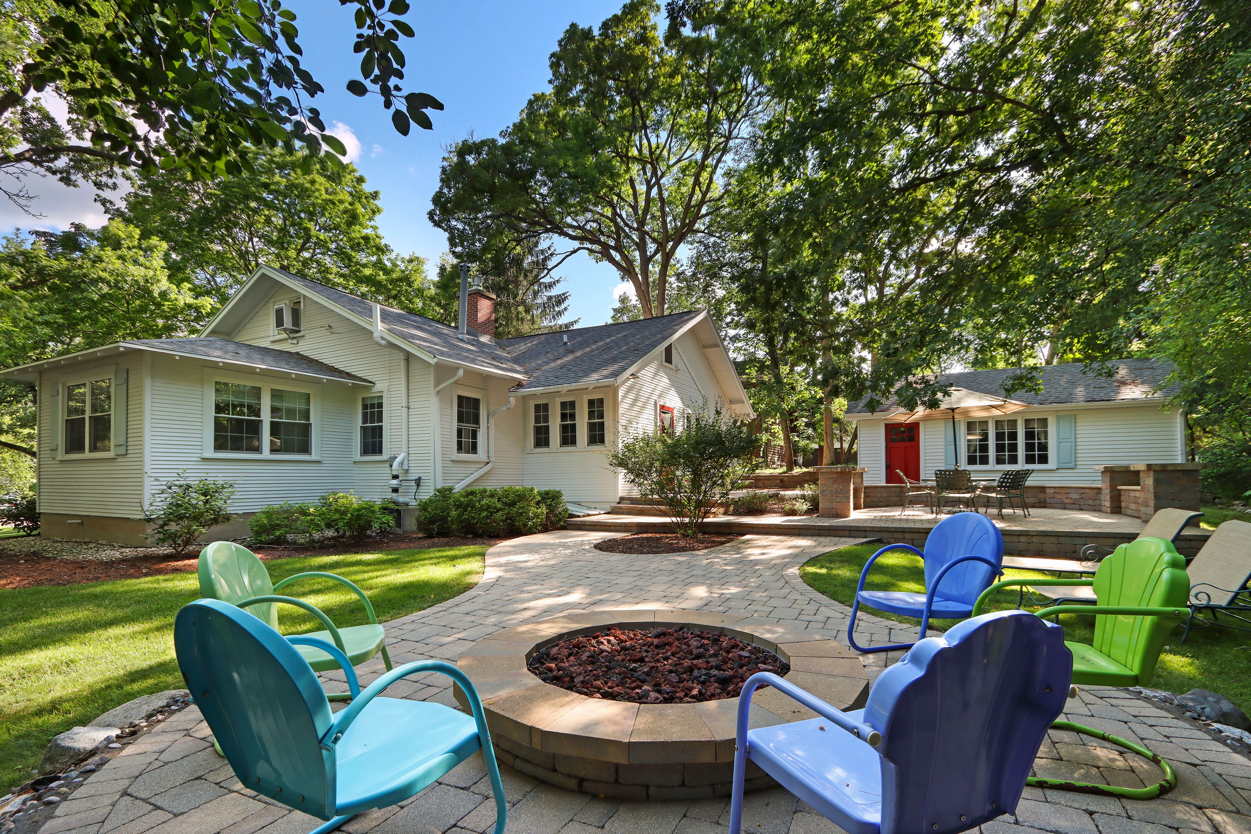 250 Waubun Drive 